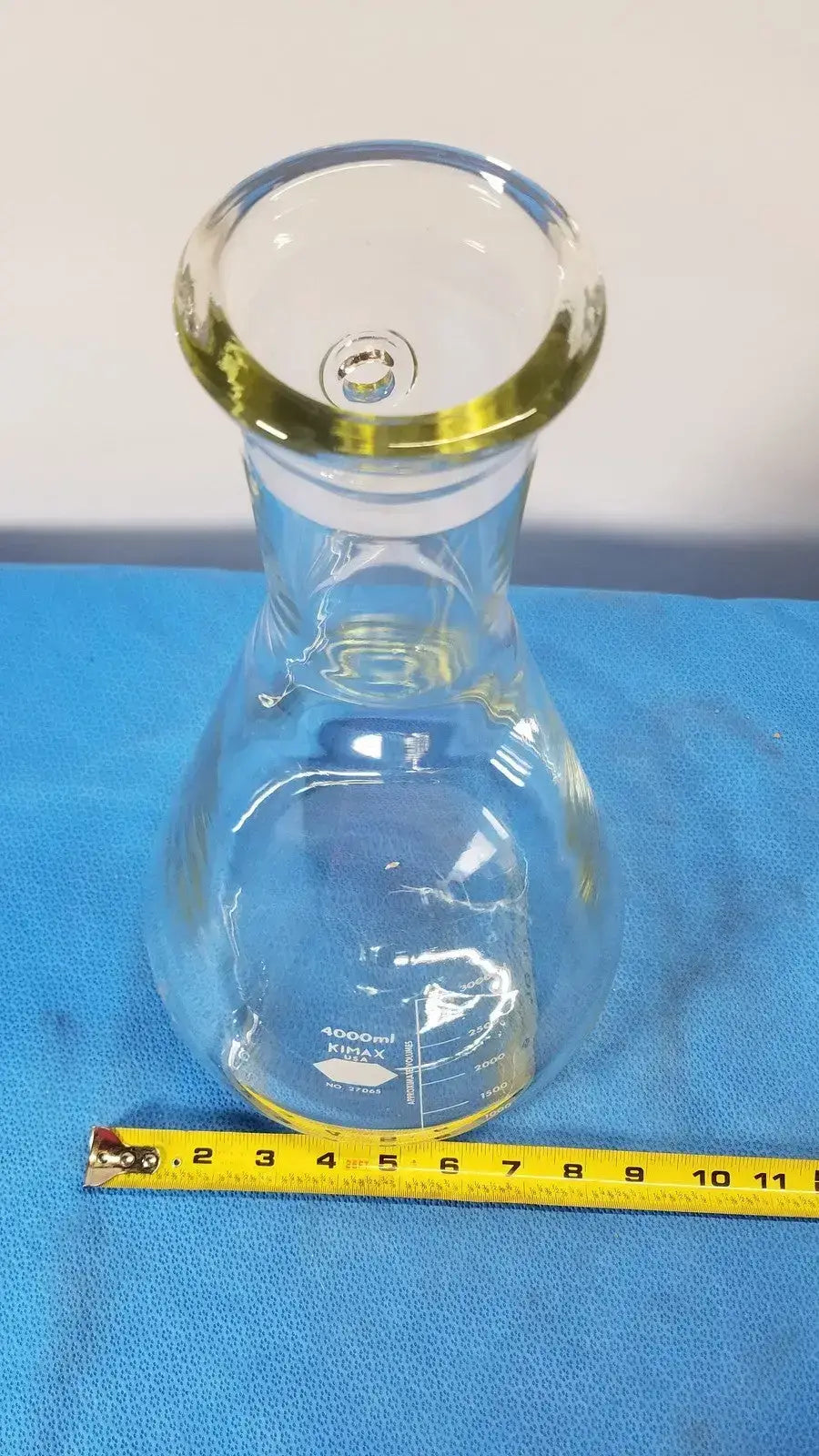 KIMAX Glass Beaker 4000 mL Graduated Heavy-Duty Rim Laboratory Ware - Glassware