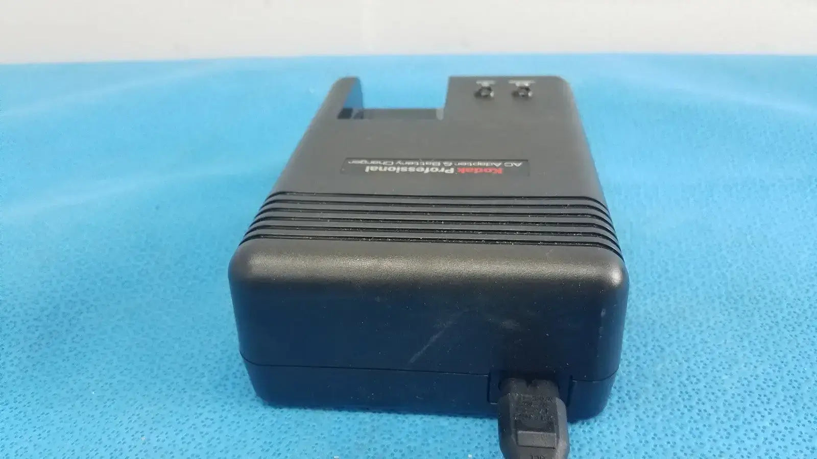 Kodak Professional DCS Pro 14n AC Adapter & Battery Charger w/ Charging Cable