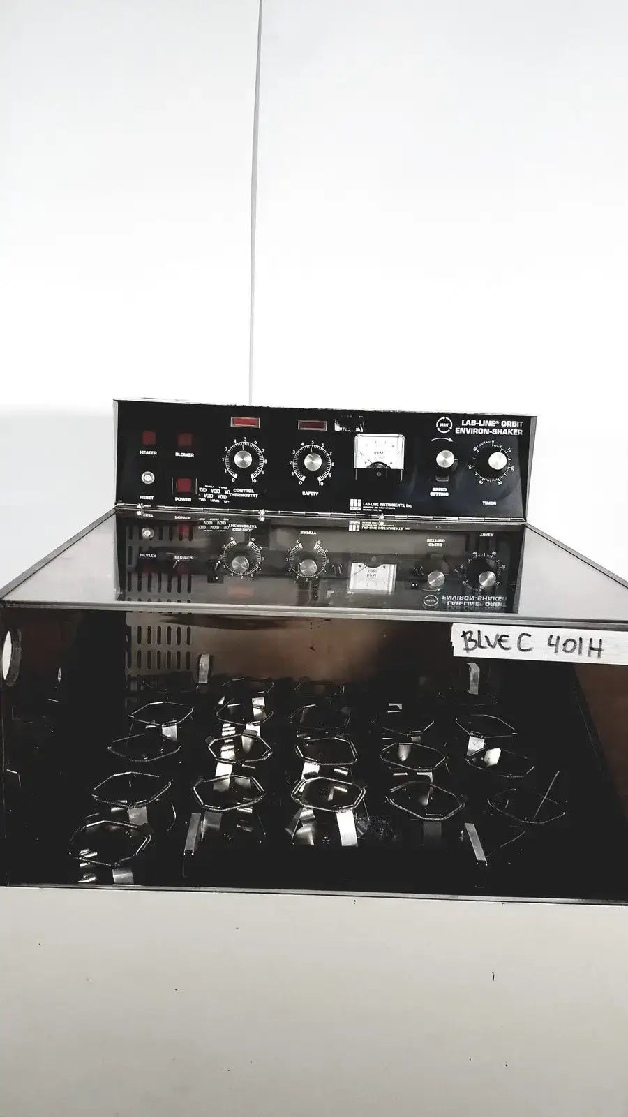 Lab Line Orbit 3527 Environ Shaker Incubating Laboratory Orbital