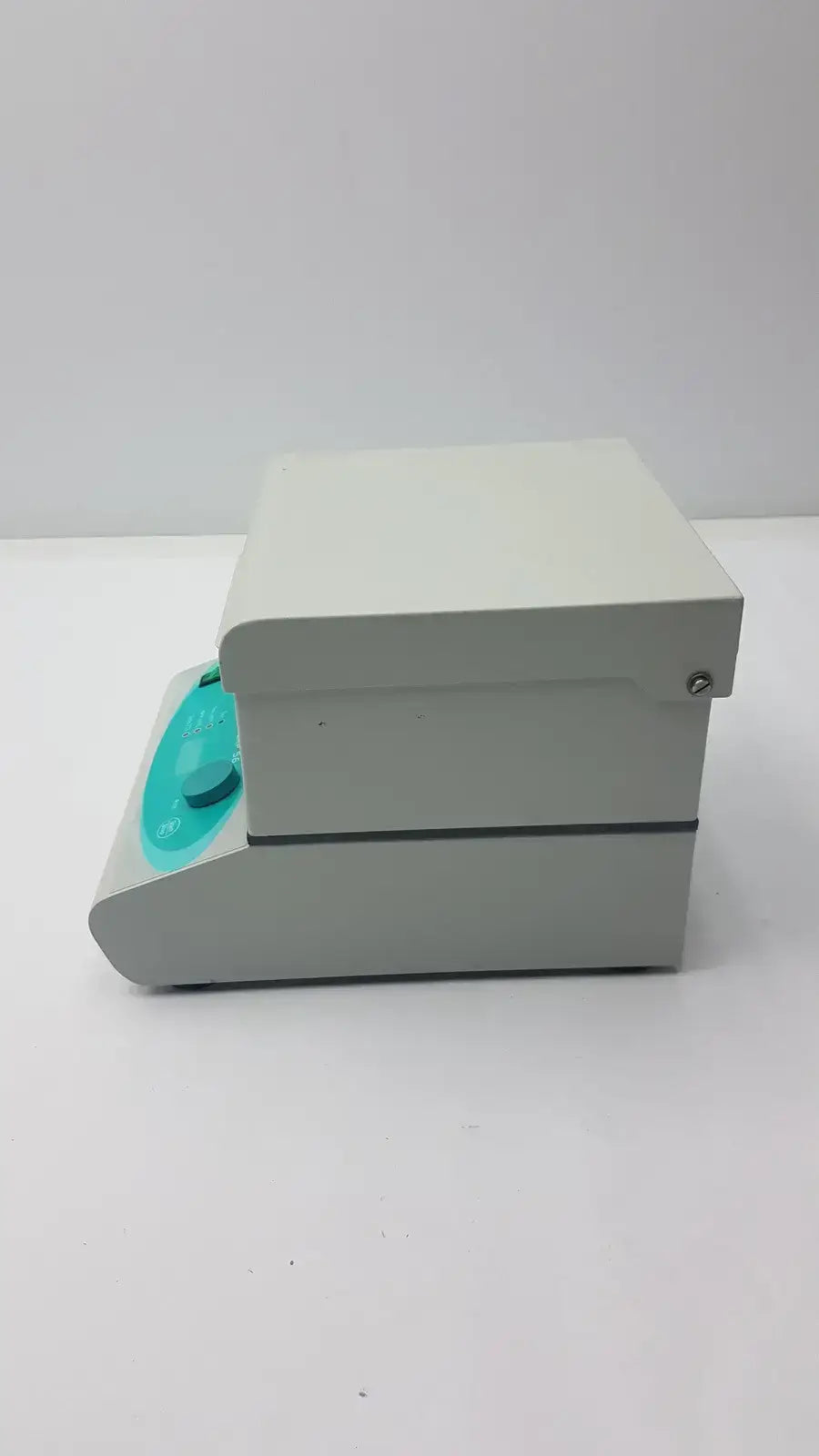 Labnet Vortemp 56 EVC Incubating Shaker