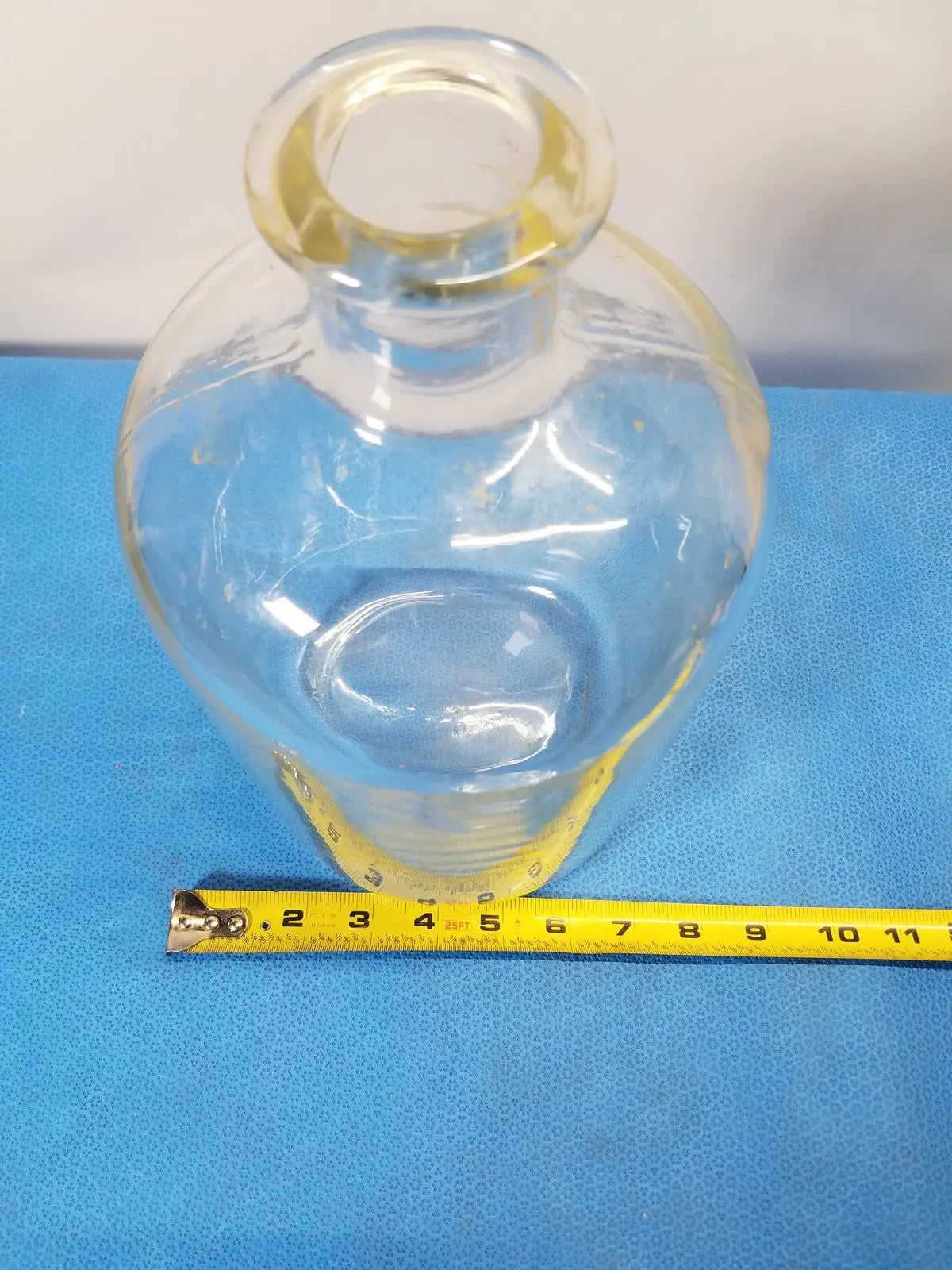 Large Clear Glass Apothecary Bottle – Vintage Medical / Chemical Glassware