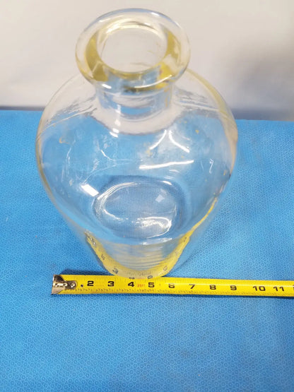 Large Clear Glass Apothecary Bottle – Vintage Medical / Chemical Glassware