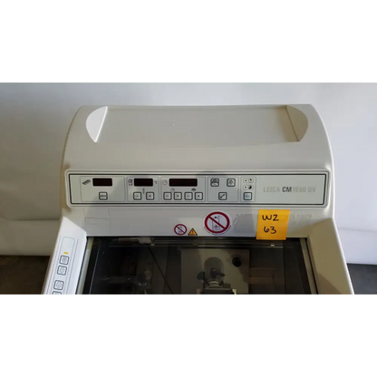 Leica CM1850 UV UV-3-1 047140225 Cryostat Microtome