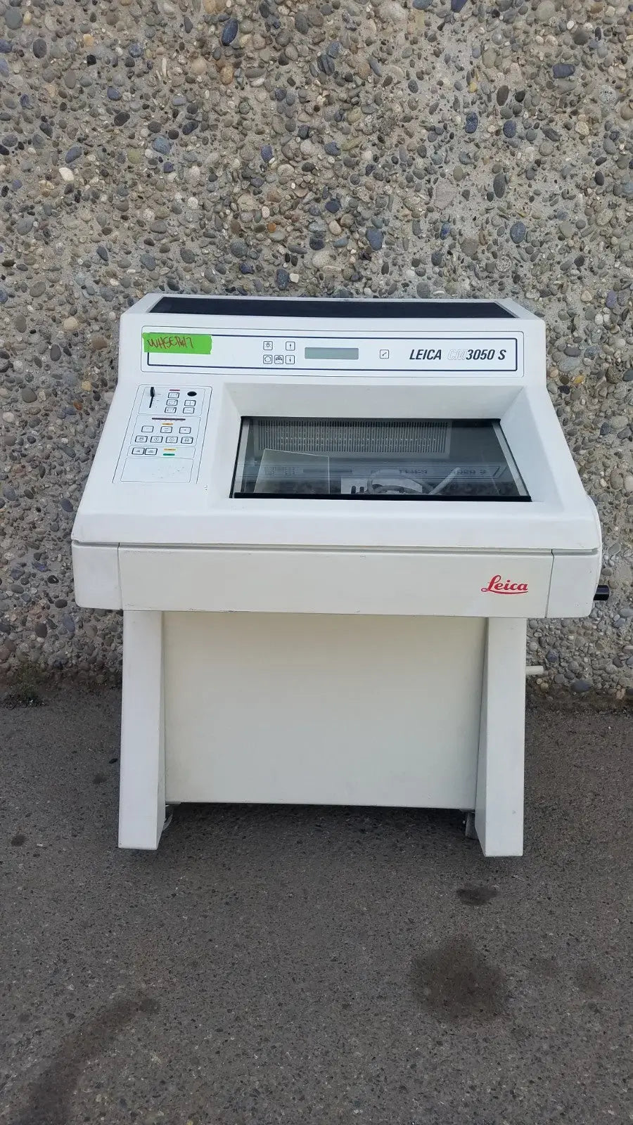 Leica CM3050 S Cryostat – Motorized Cryo-Microtome