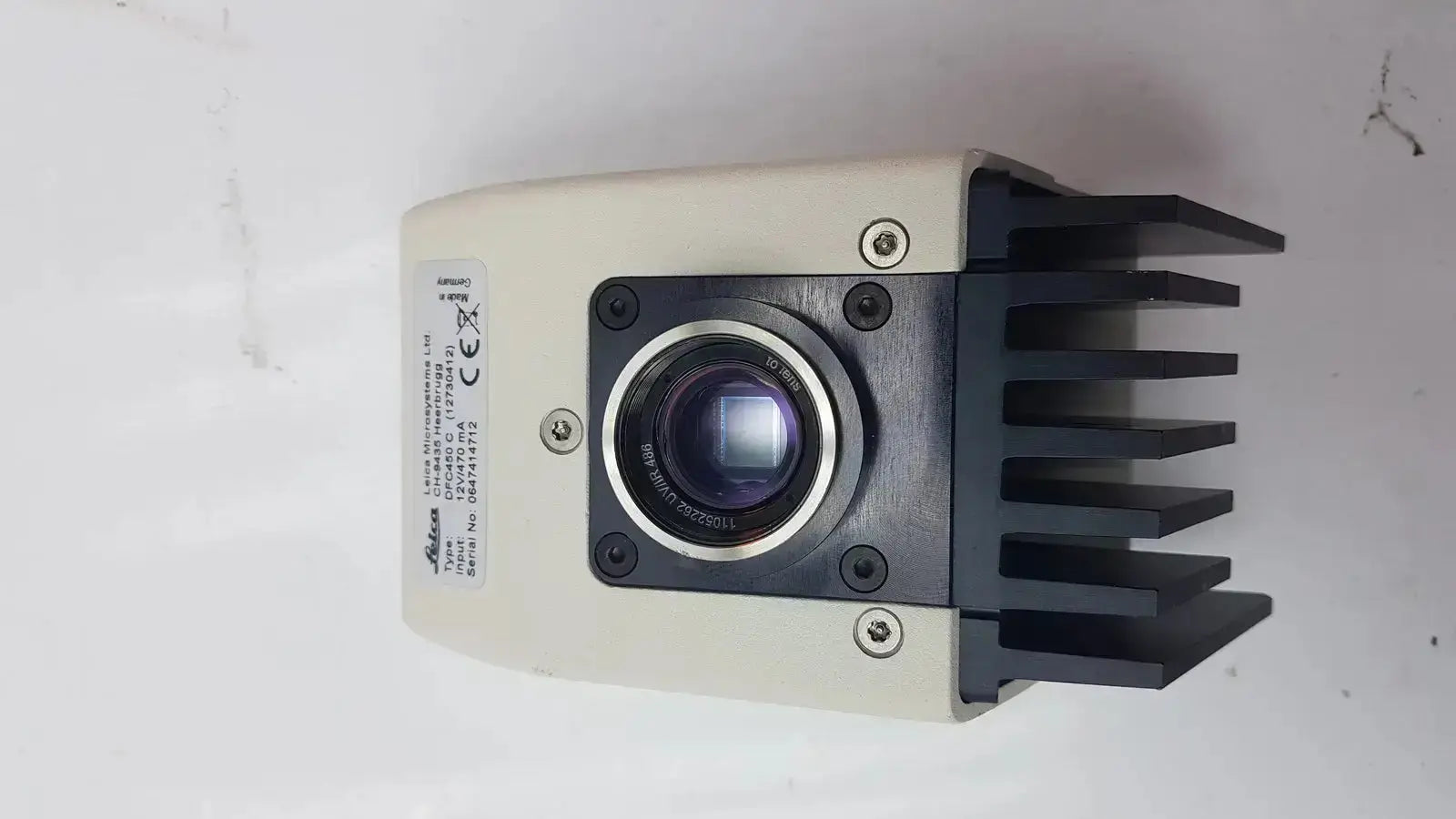 Beige leica dfc450 5mp color digital microscope camera with black heat sink and silver lens housing