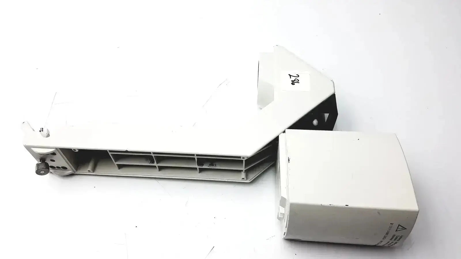 White plastic leica dm irb inverted microscope lamp housing with rectangular base and angled top for 12v 100w halogen bulb