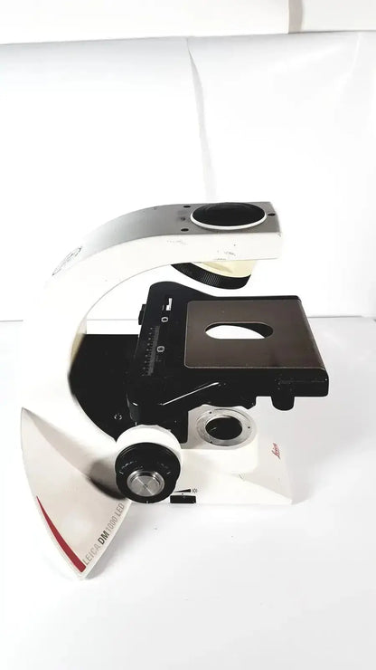 White and black Leica DM6000B compound microscope with sleek modern design featured in leica dm1000 led microscope base