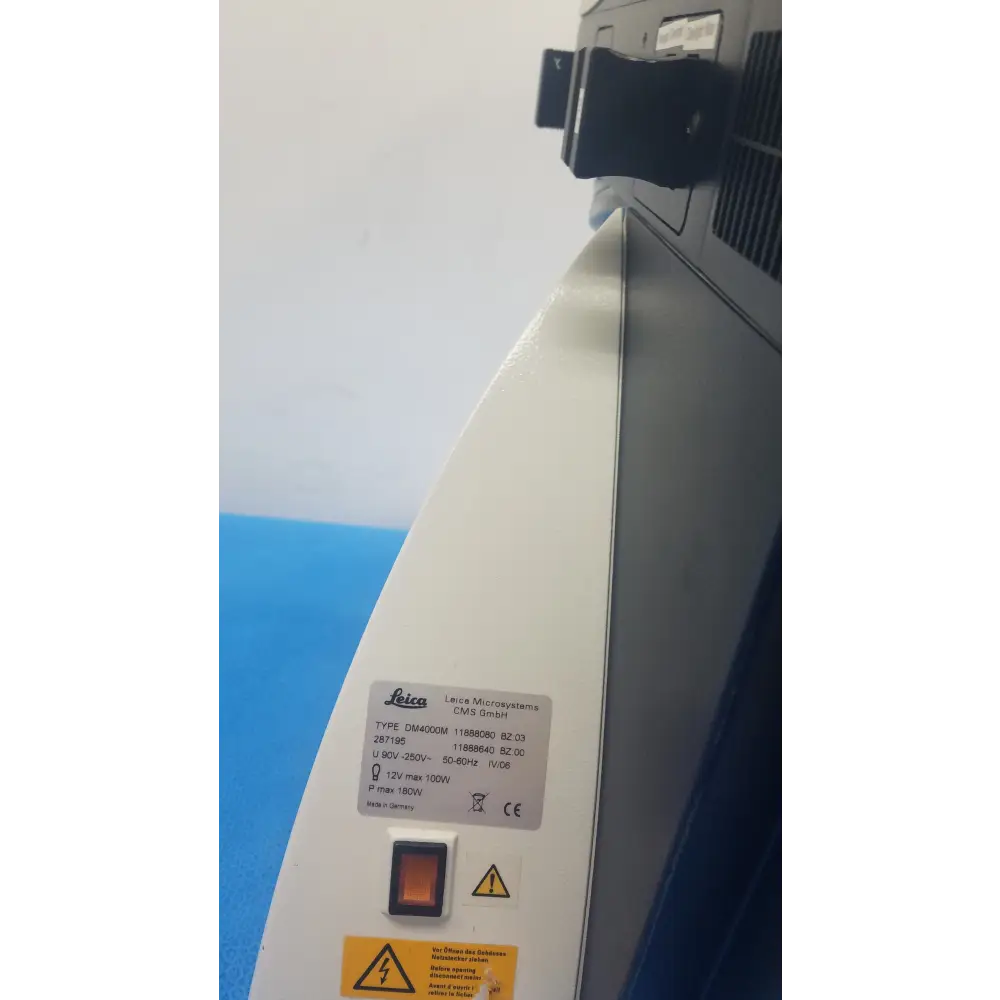 Leica DM4000 Material Analysis Microscope System