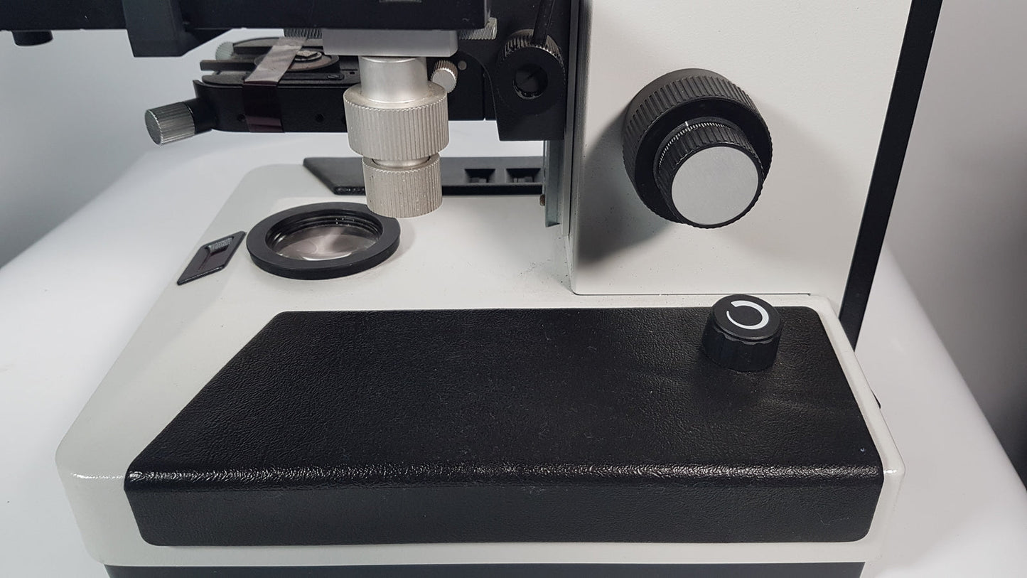 Leitz Metallux 3 Stereo Zoom Microscope