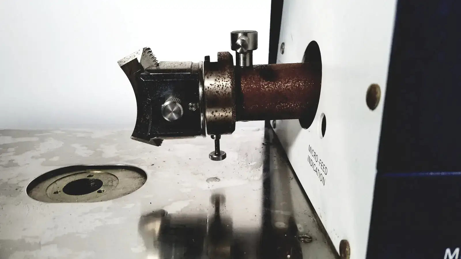LKB Broma 8800 Ultrotome III Microtome part # 90900161 - Part