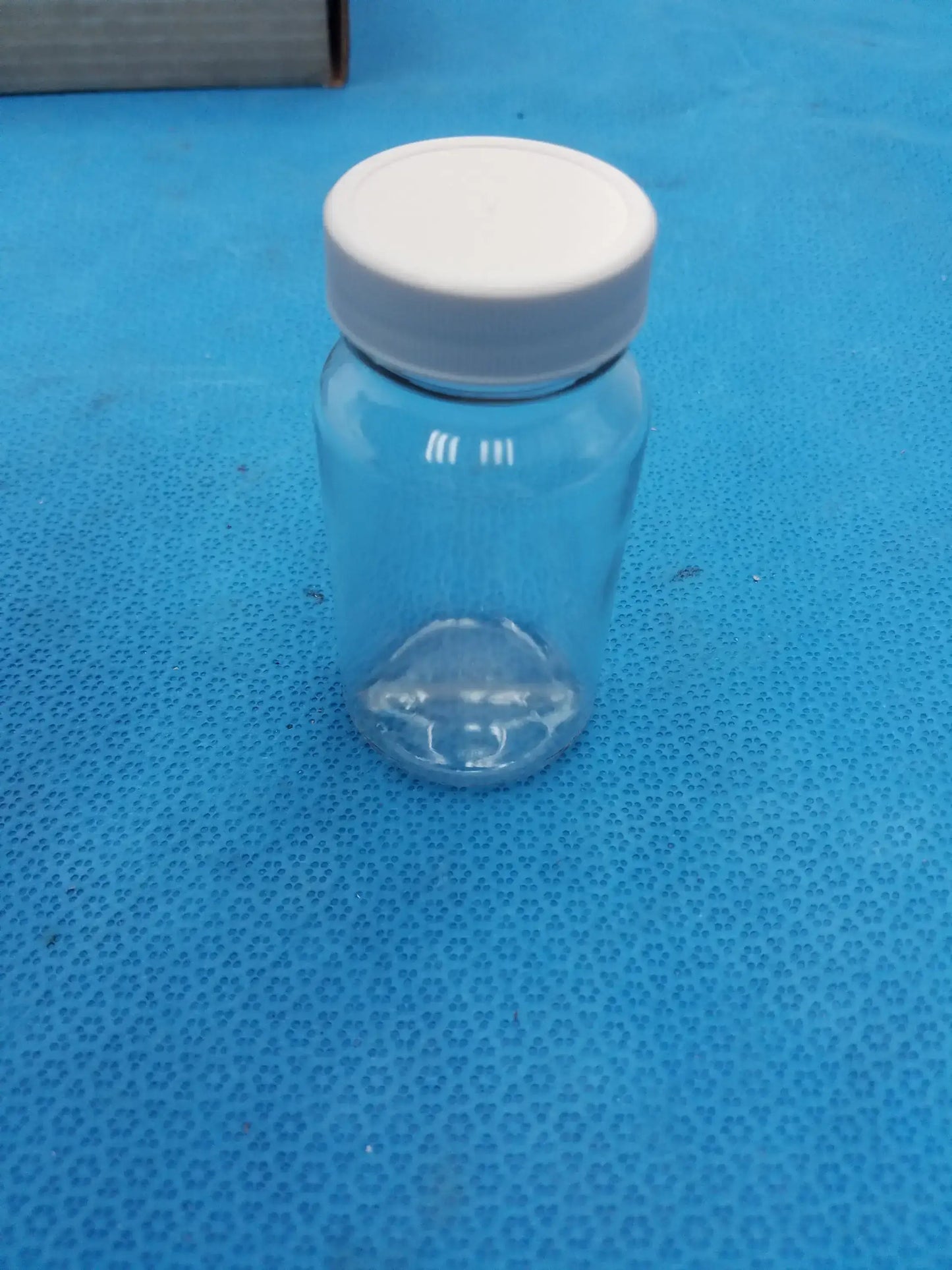 Lot of 16 Scintillation Vials Glass Jar - Vial