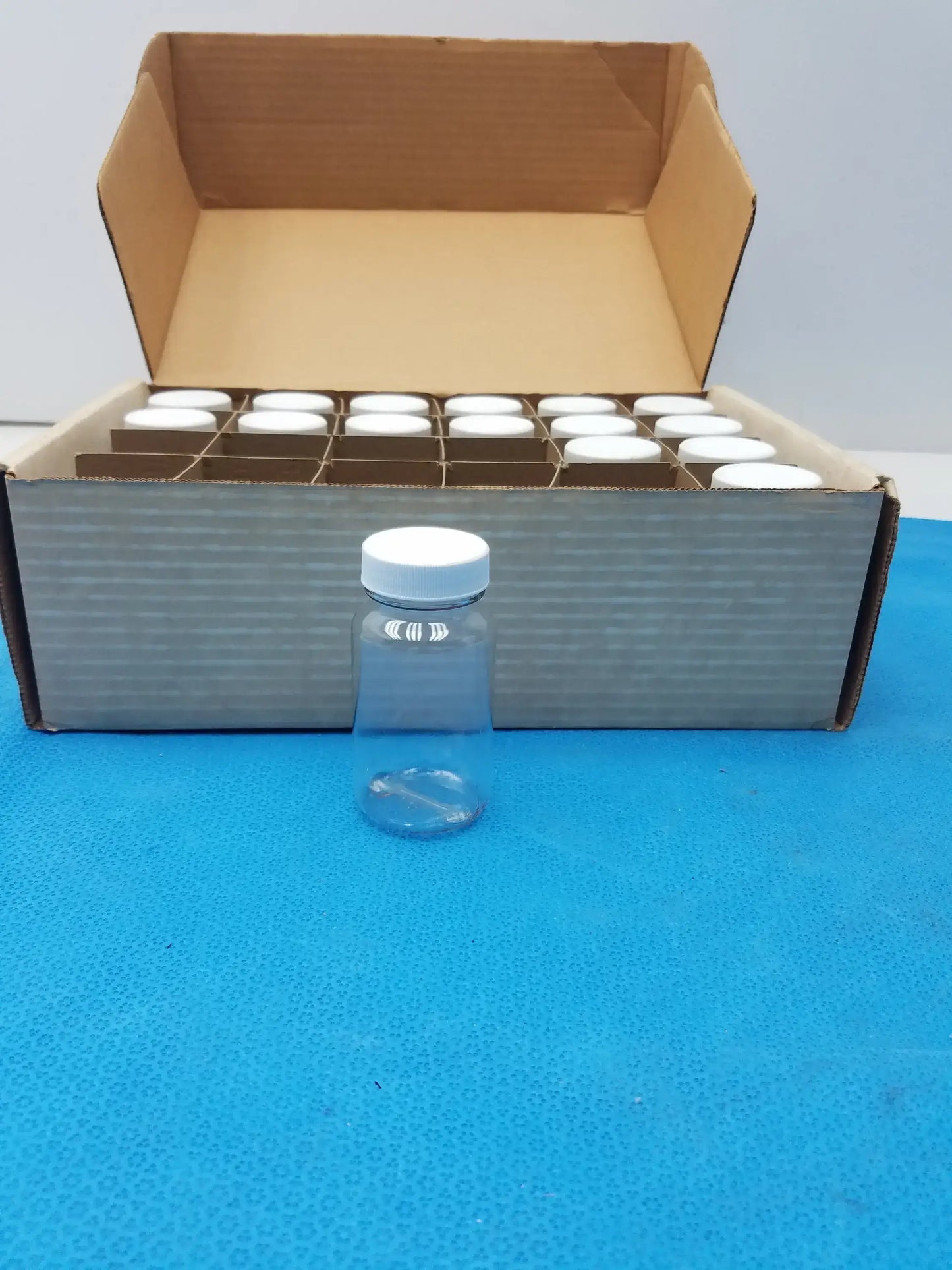 Lot of 16 Scintillation Vials Glass Jar - Vial