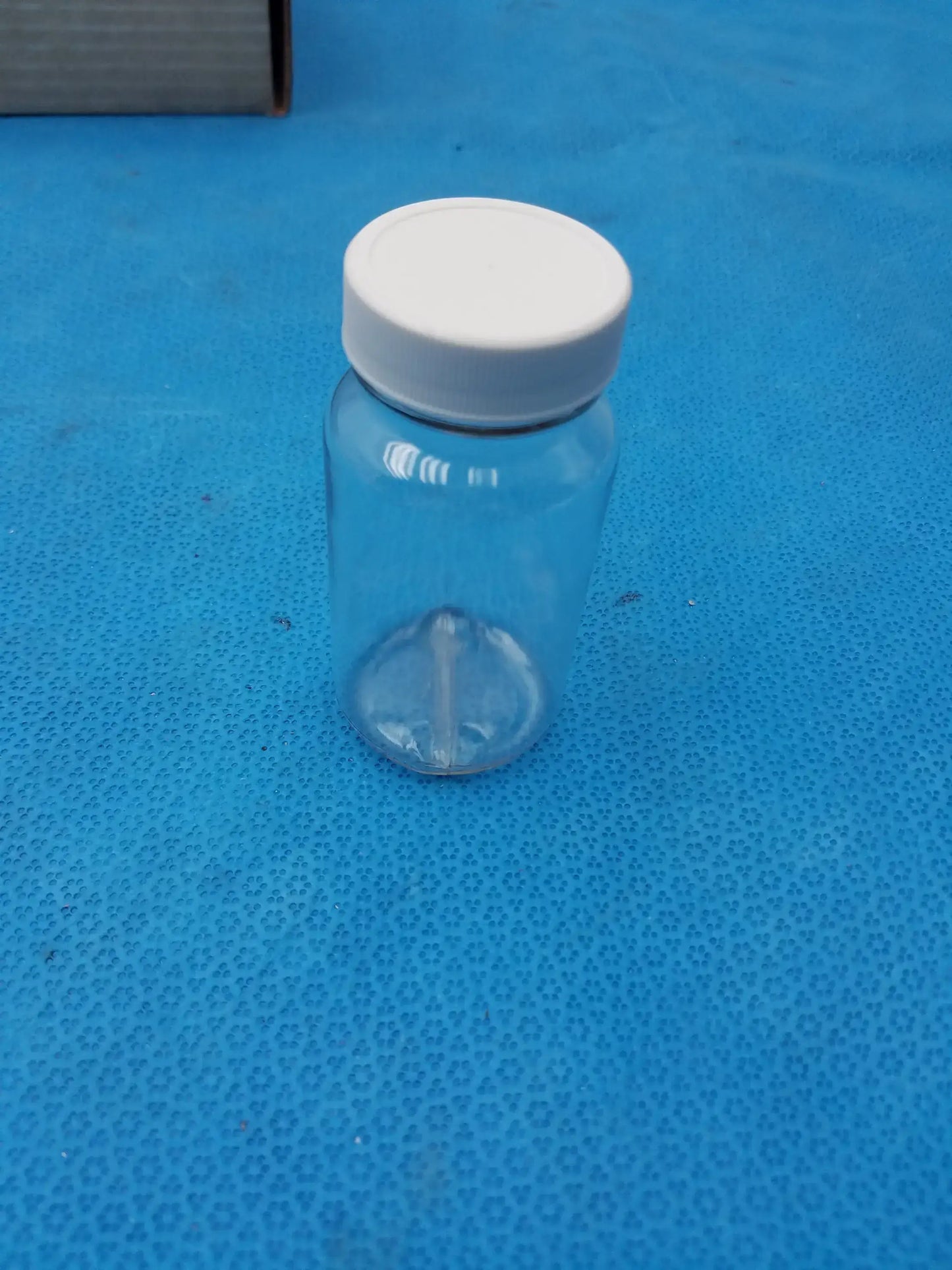 Lot of 16 Scintillation Vials Glass Jar - Vial