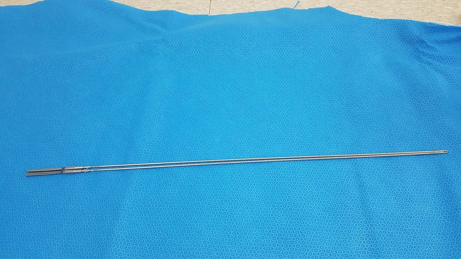 Lot of = 2 AESCULAP Laparoscopic Dissecting Forceps - P0657R