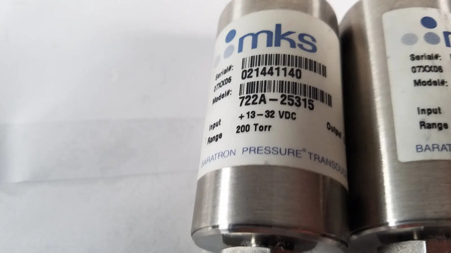 Lot of 2 MKS Baratron Pressure Transducer 722A-25315 200 Torr and 30