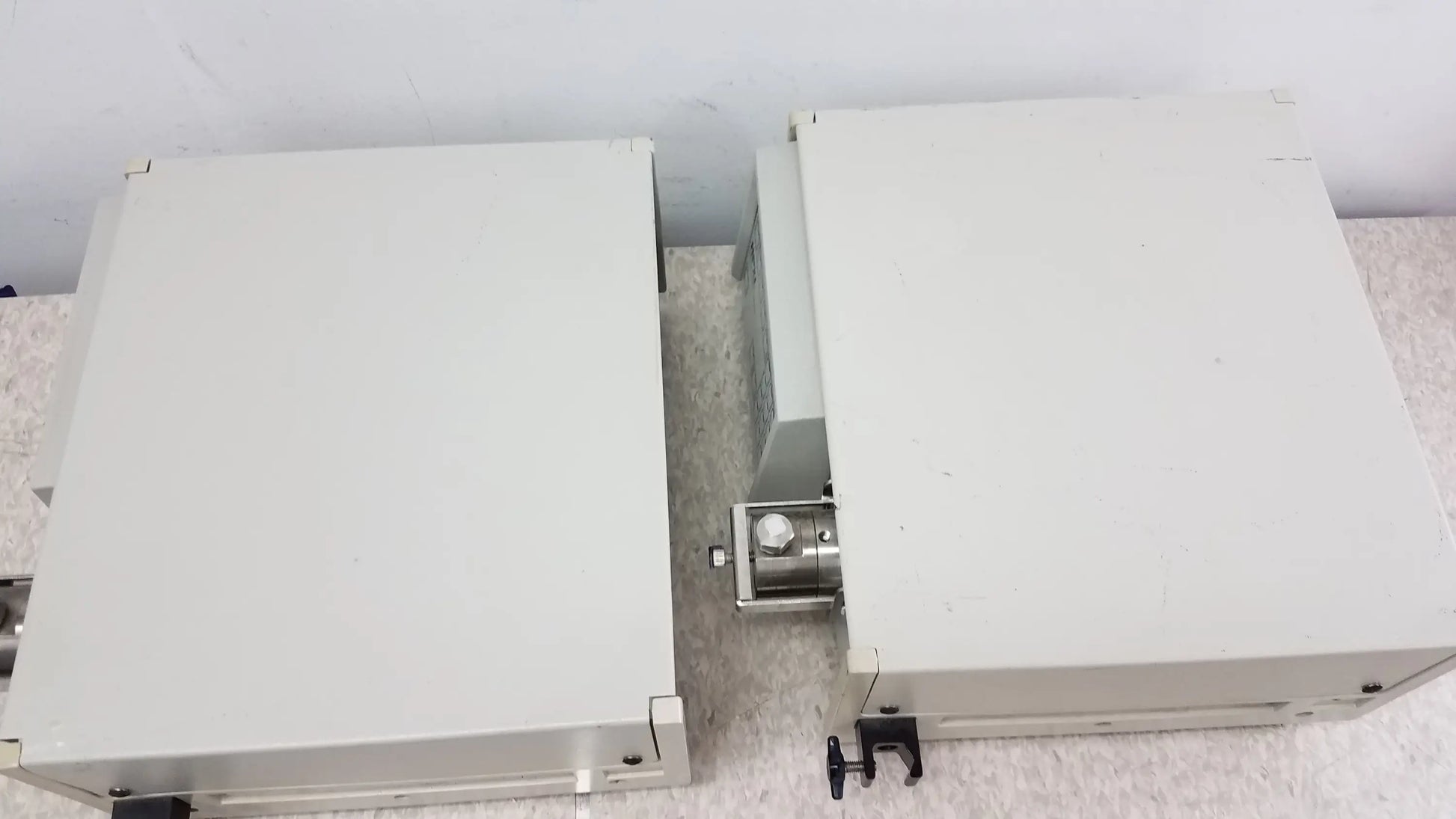 Lot of 2 Rainin HPXL off-white metal solvent delivery system junction boxes with silver connectors for buy used medical equipment