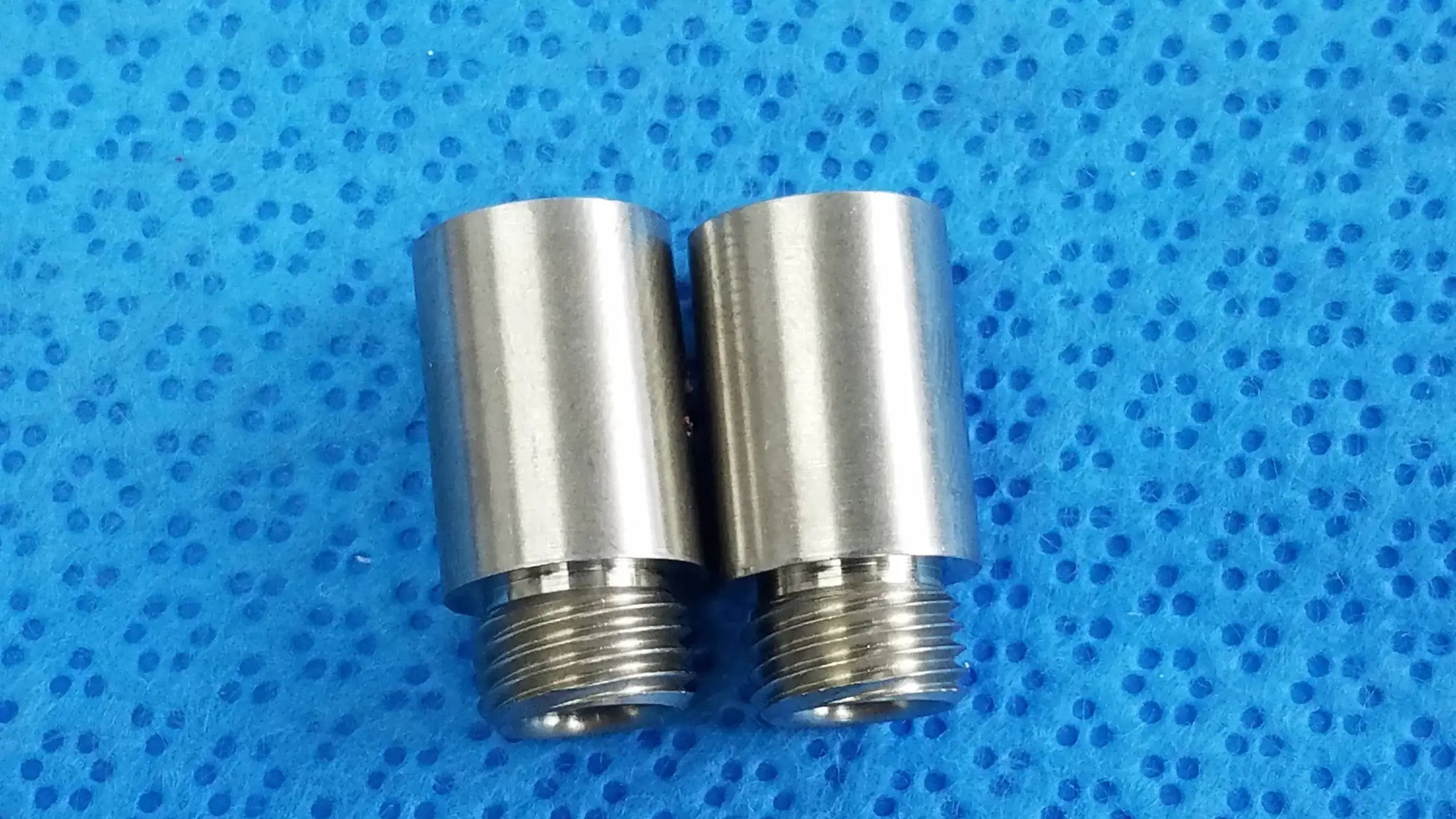 Lot of - 2 Stainless Steel Male to Female Nipple Pipe Fitting Extension - Male‑to‑Female