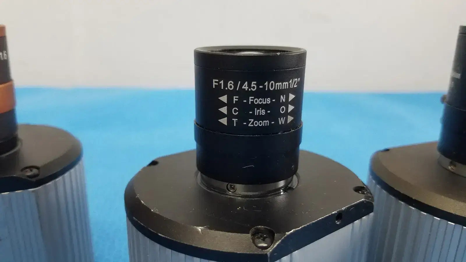 Lot of 3 - Arecont Vision AV5100M AV5105DN MegaVideo IP Camera H.264 PoE