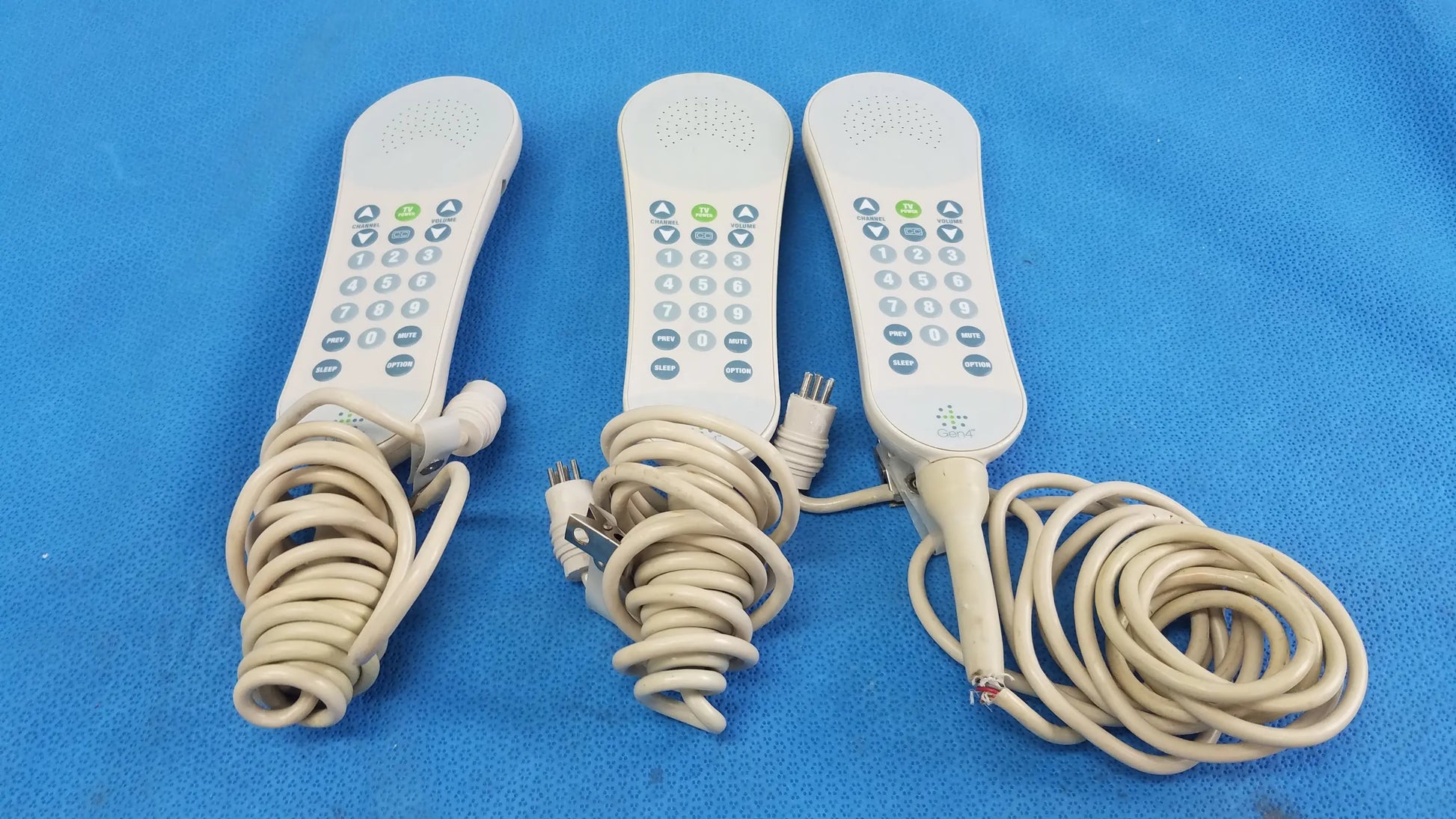 Lot of - 3 Curbell Gen4 Pillow Speaker TV Controller P/N 4C020N-Z500038