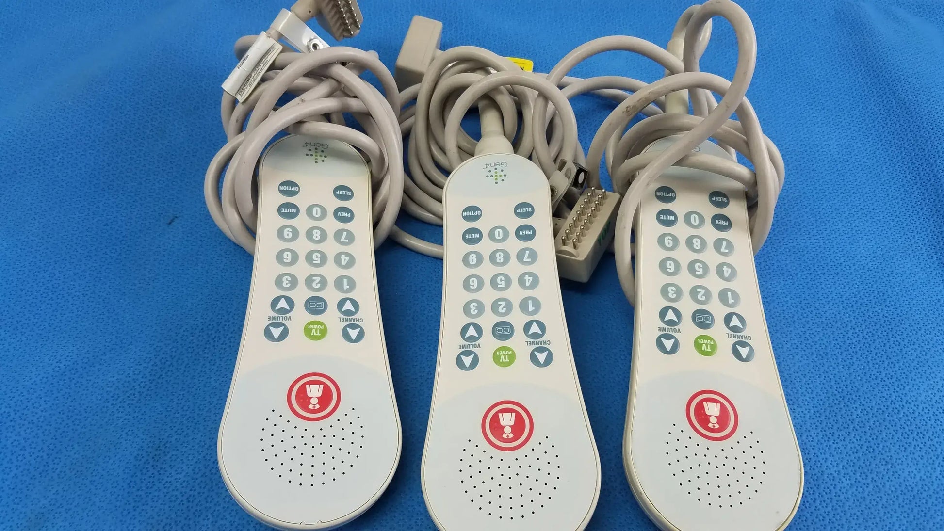 Lot of - 3 Curbell Gen4 Pillow Speaker TV Controller P/N 4C370U-Z100468