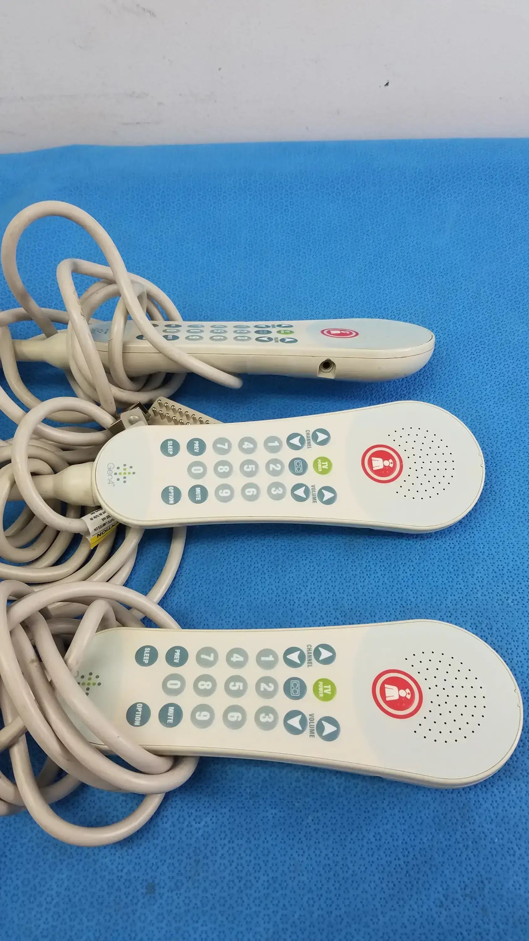 Lot of - 3 Curbell Gen4 Pillow Speaker TV Controller P/N 4C370U-Z100468