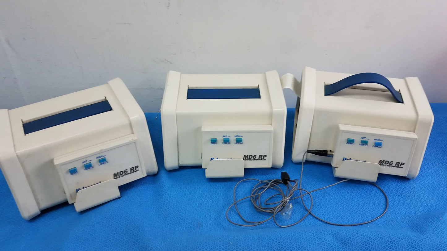 Lot of 3 hokanson md6vr chart recorders white medical equipment with blue accents and carrying handles