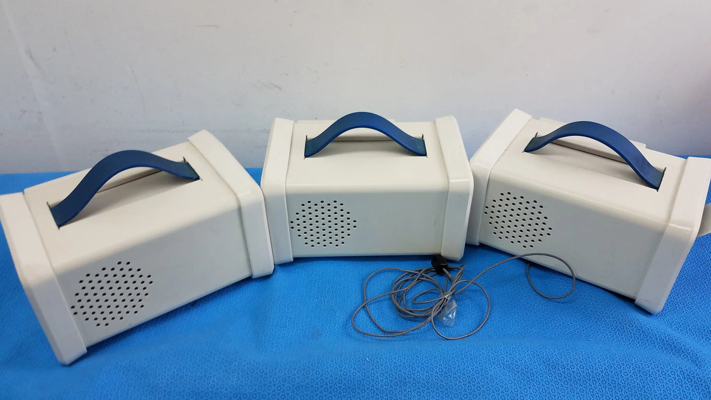 Lot of 3 white hokanson md6vr chart recorders with blue handles and perforated speaker grilles medical equipment