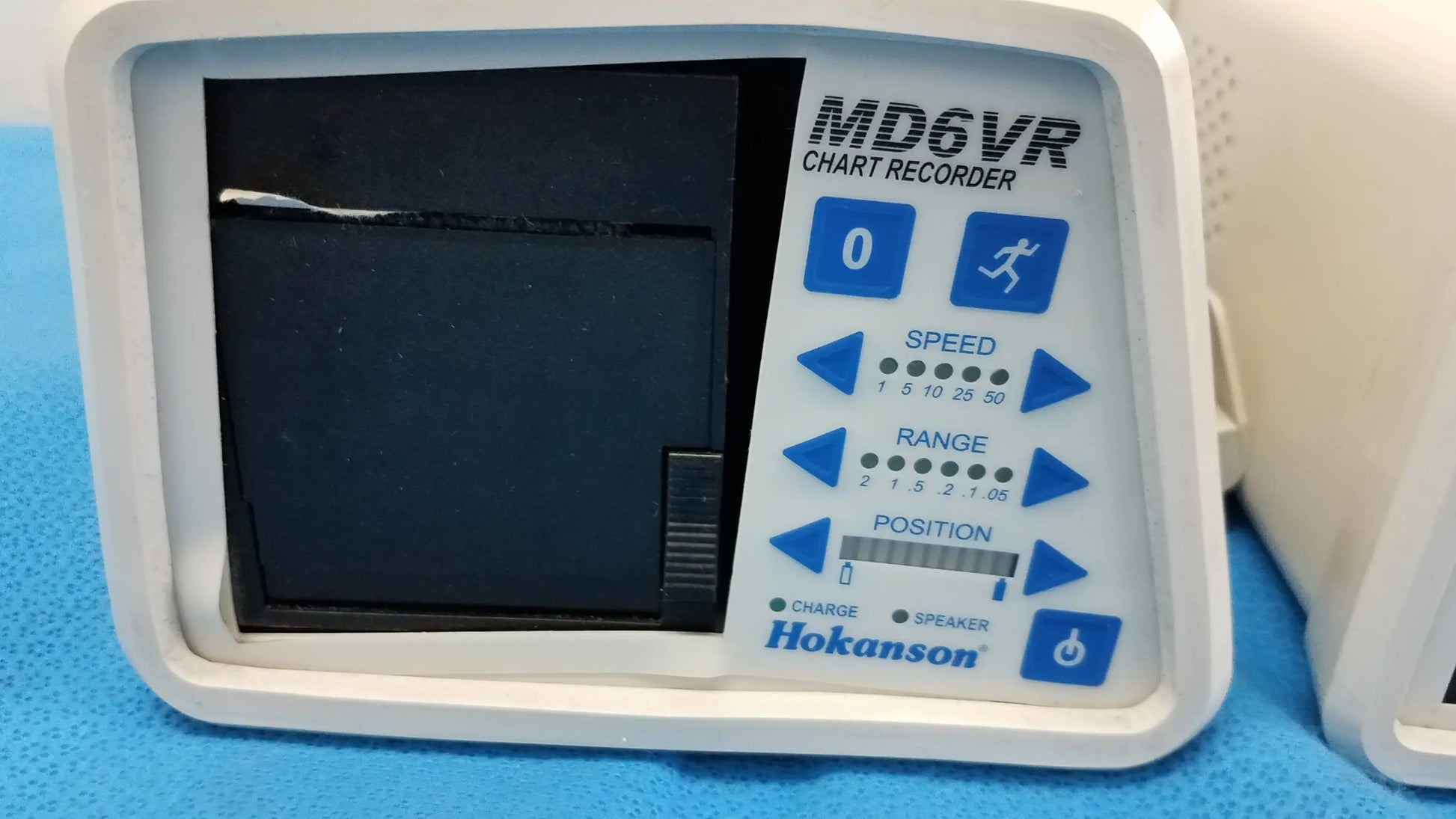 Lot of 3 hokanson md6vr chart recorders white plastic with blue buttons and black display for medical equipment use
