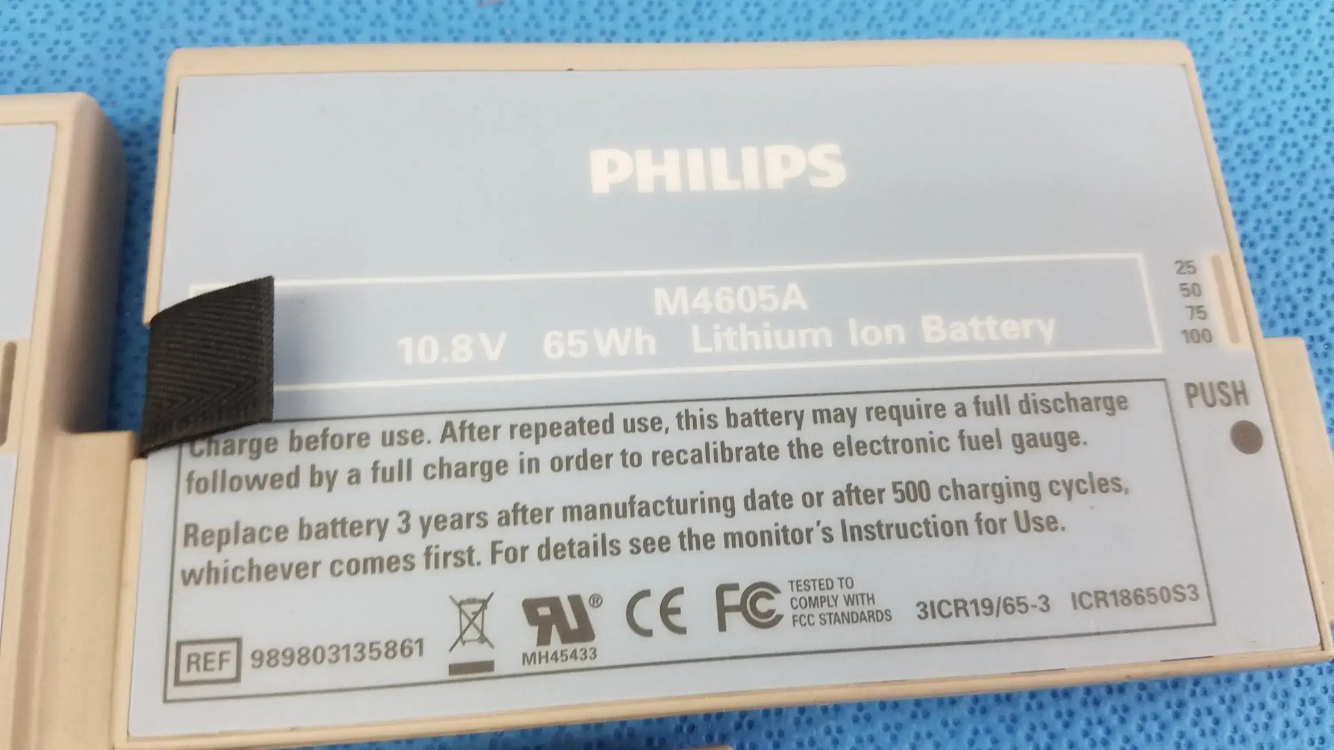 Lot of - 3 Philips M4605A Lithium Ion Battery