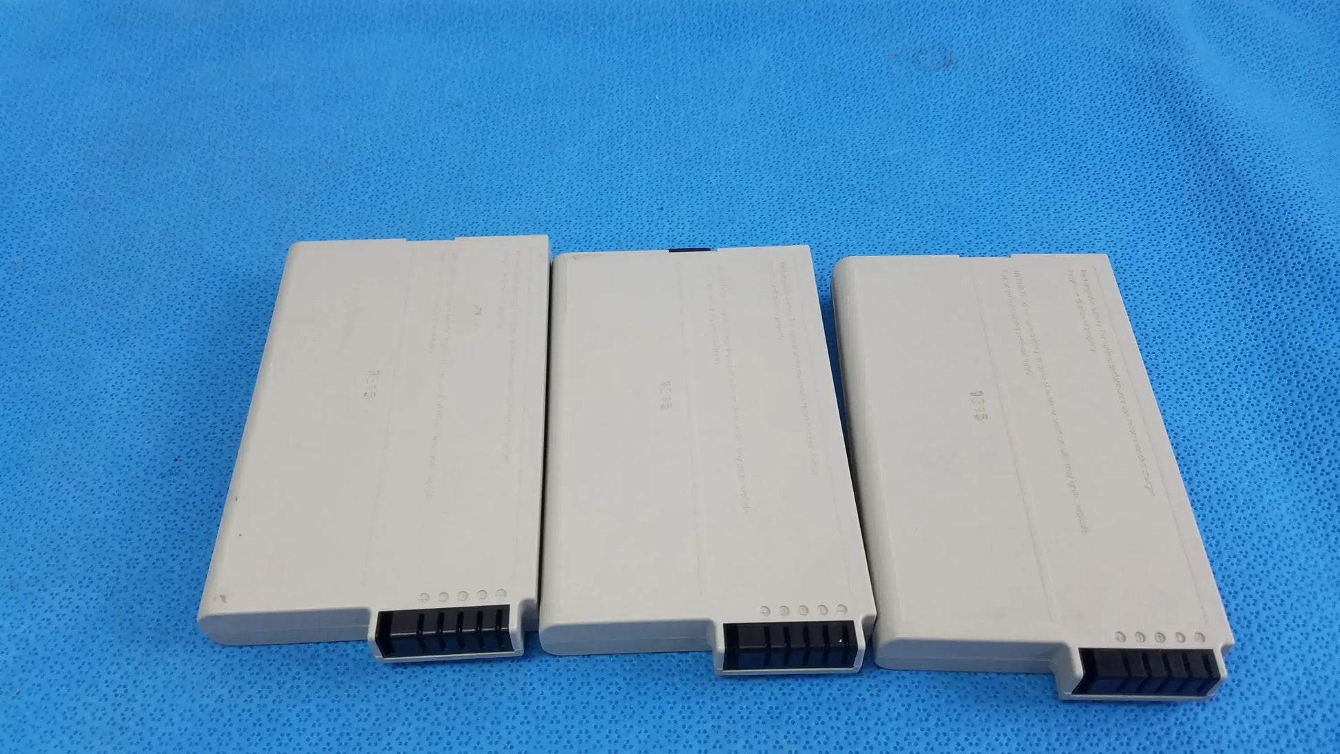 Lot of - 3 Philips M4605A Lithium Ion Battery
