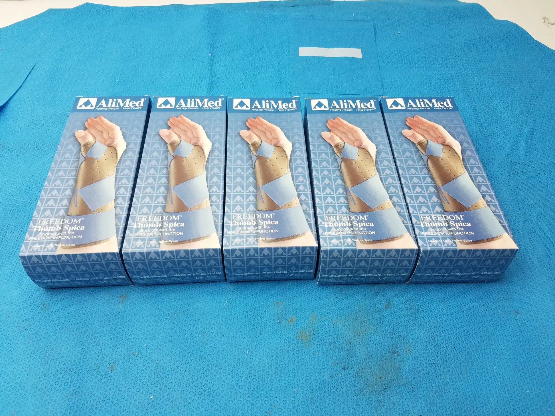 Lot of - 5 AliMed Freedom Thumb Spica Splint Medium/Large 5785