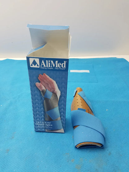Lot of - 5 AliMed Freedom Thumb Spica Splint Medium/Large 5785