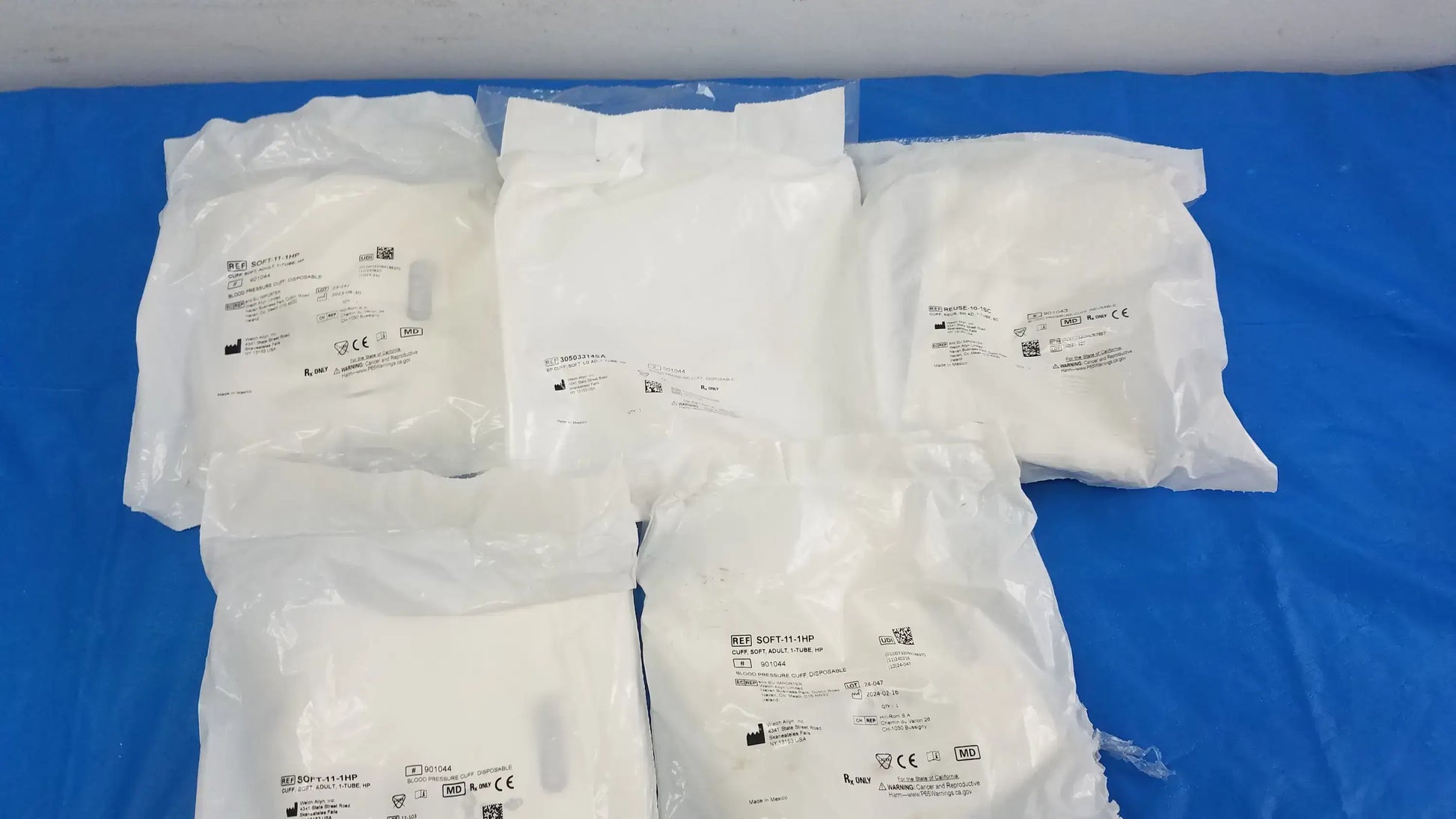 Lot of - 5 Wlech Allyn Disposable Blood Pressure Cuff 901044