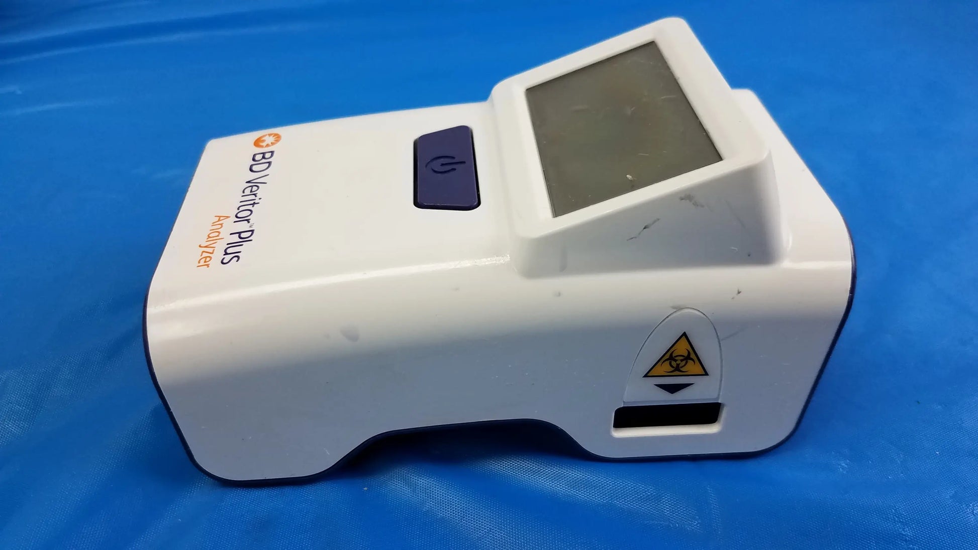 White plastic bd veritor plus analyzer with small screen and power button for reuse medical equipment lot of 8 units