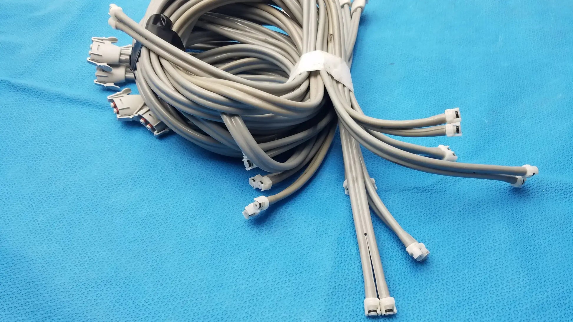 LOT OF 9 Double Tube NIBP Blood Pressure Hose Fast Connector