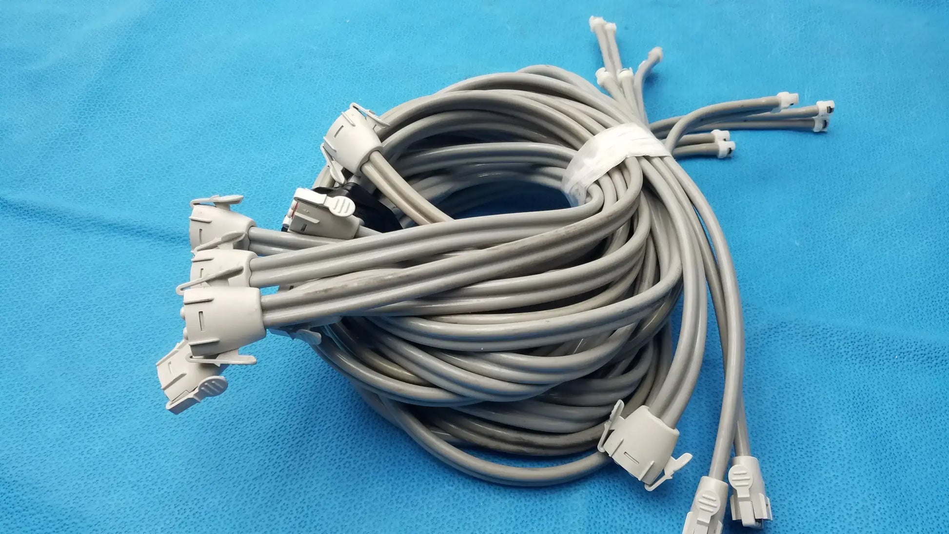 LOT OF 9 Double Tube NIBP Blood Pressure Hose Fast Connector