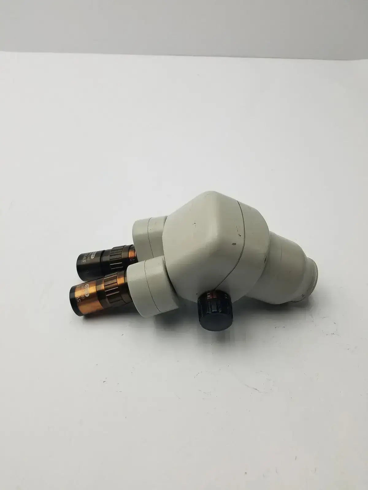 Luxo Binocular Microscope SWH10X 23mm