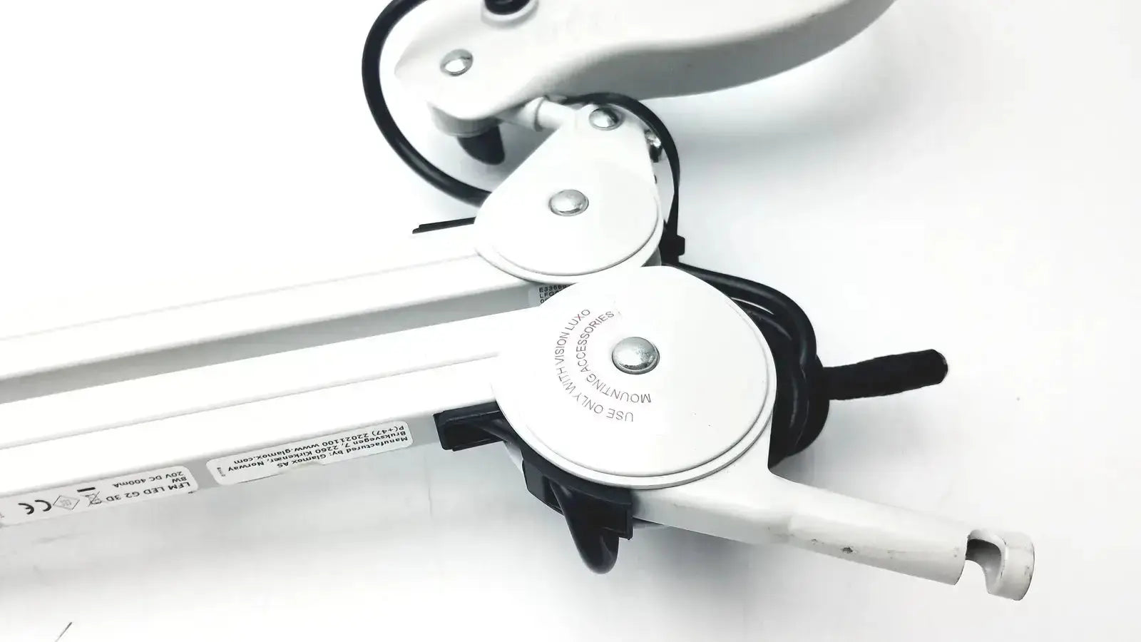 White metal adjustable arm with clamp and black cables for luxo lfg028214 lfm led with 3 diopter lens, untested