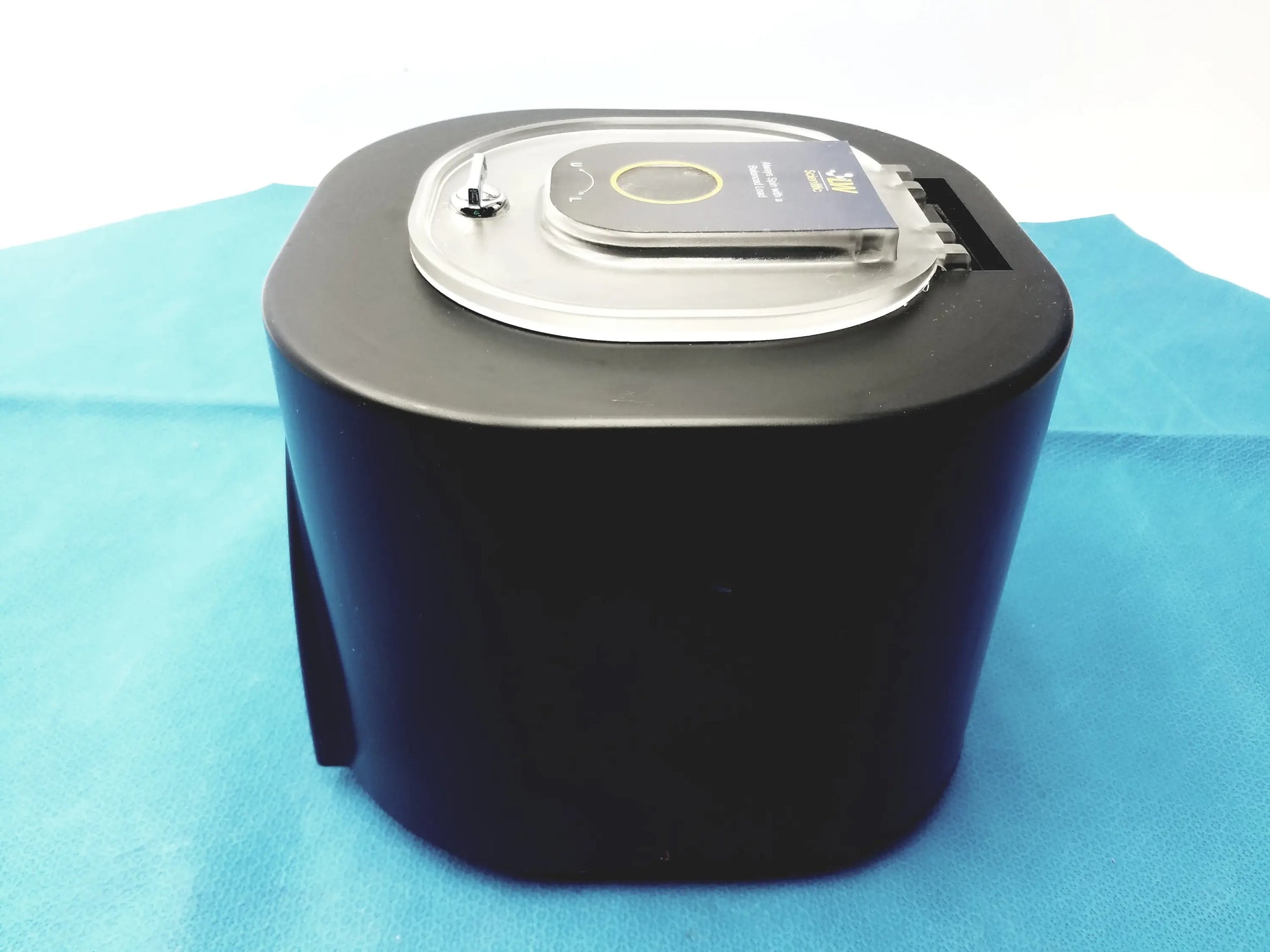 LW Scientific E8 Centrifuge With Power Cord - centrifuge