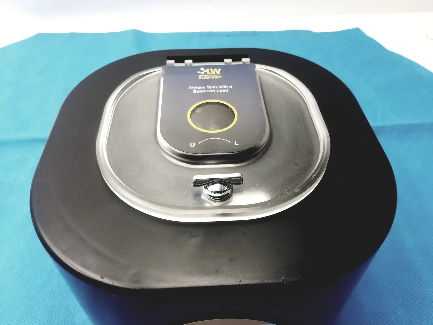 LW Scientific E8 Centrifuge With Power Cord - centrifuge