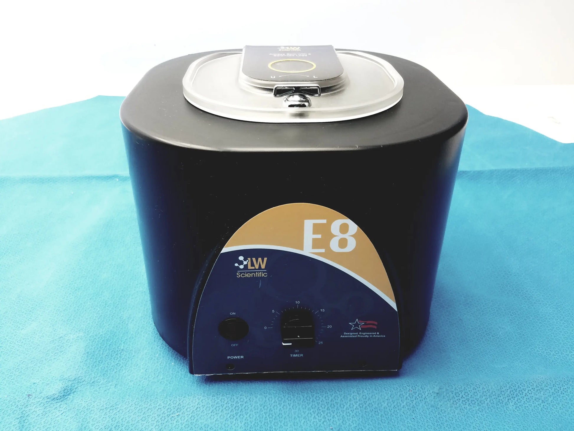 LW Scientific E8 Centrifuge With Power Cord - centrifuge