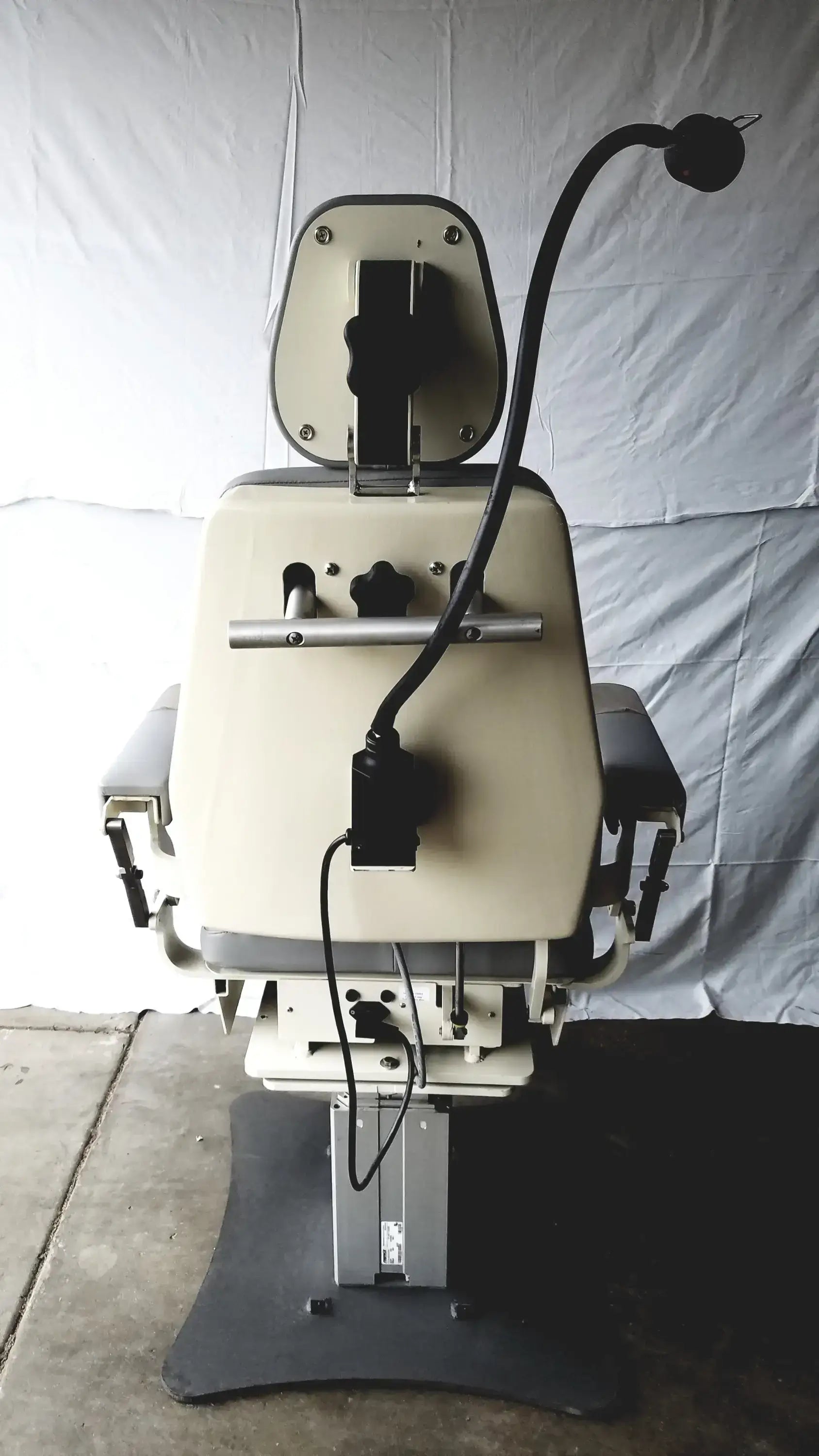 Magnetic TLT10-AX31A-016 Power Exam Chair 2x24-28VDC 2x5.5A Swiss Made