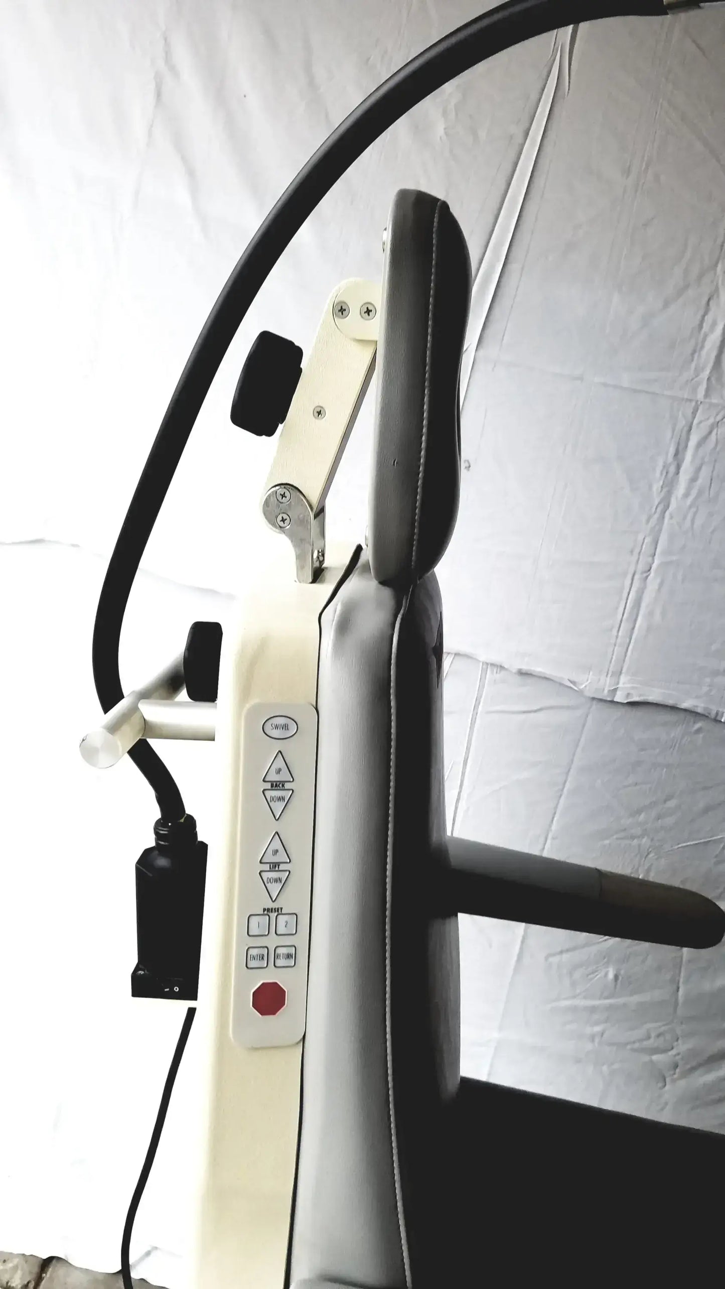 Magnetic TLT10-AX31A-016 Power Exam Chair 2x24-28VDC 2x5.5A Swiss Made