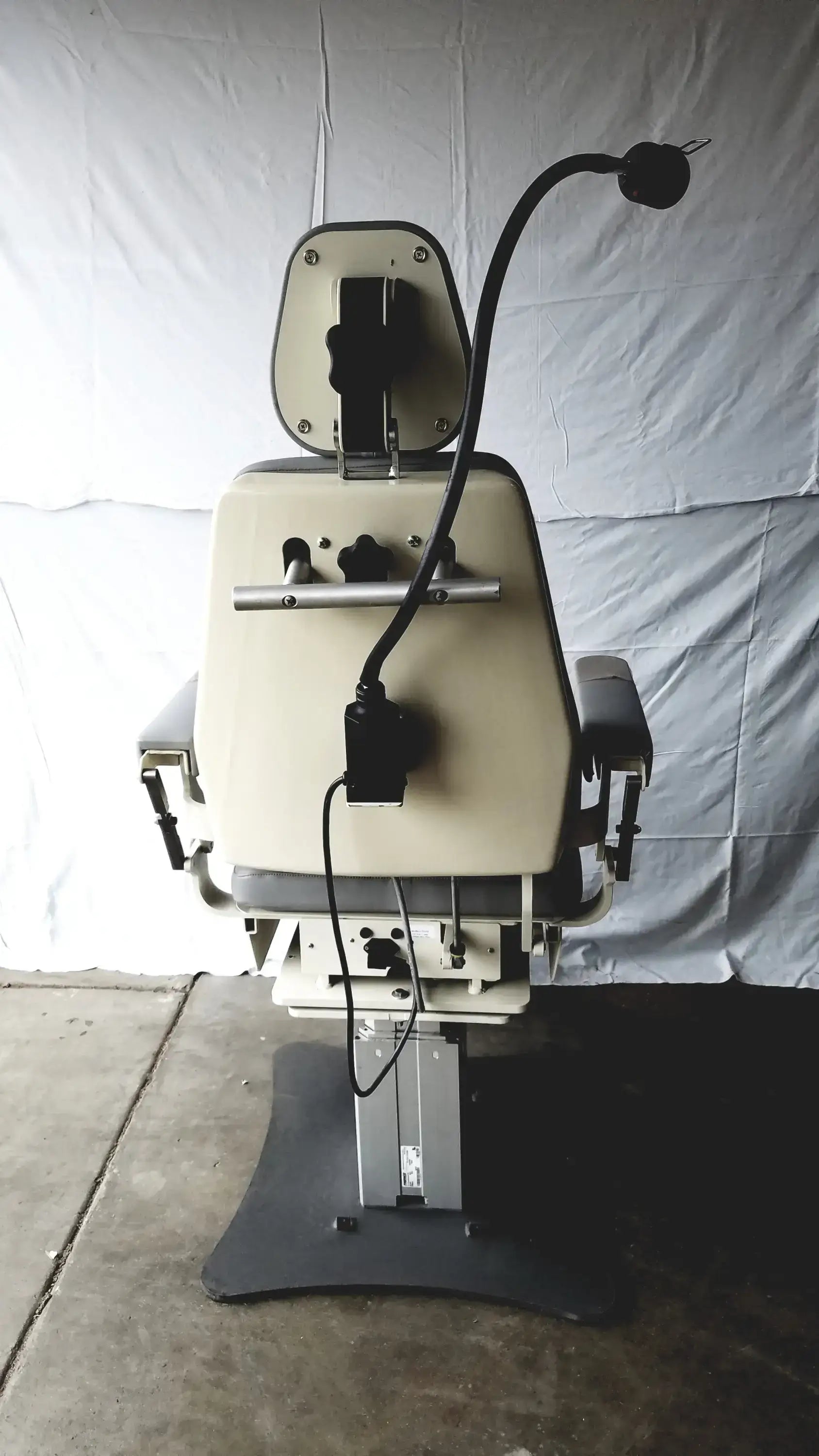 Magnetic TLT10-AX31A-016 Power Exam Chair 2x24-28VDC 2x5.5A Swiss Made