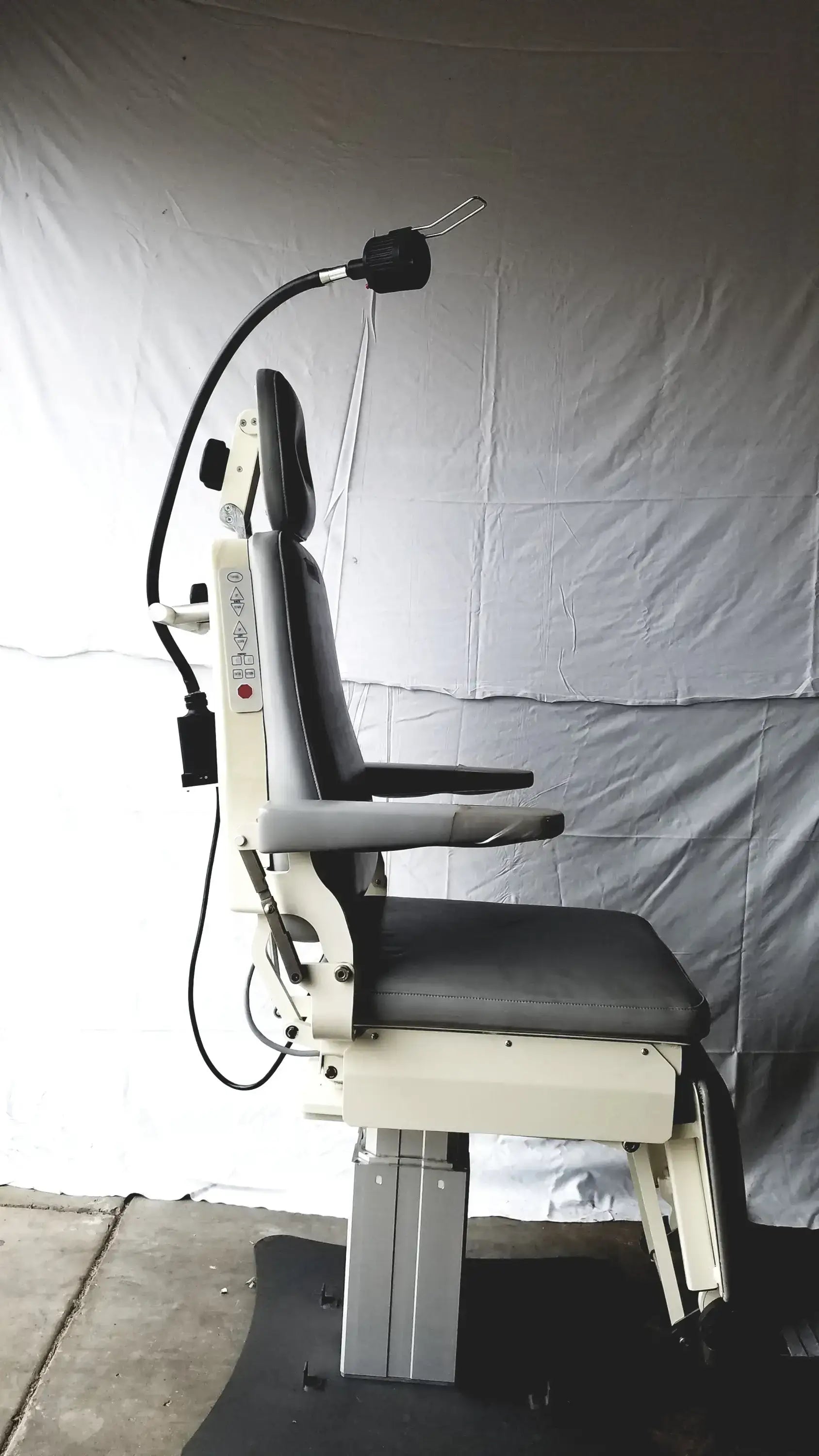 Magnetic TLT10-AX31A-016 Power Exam Chair 2x24-28VDC 2x5.5A Swiss Made