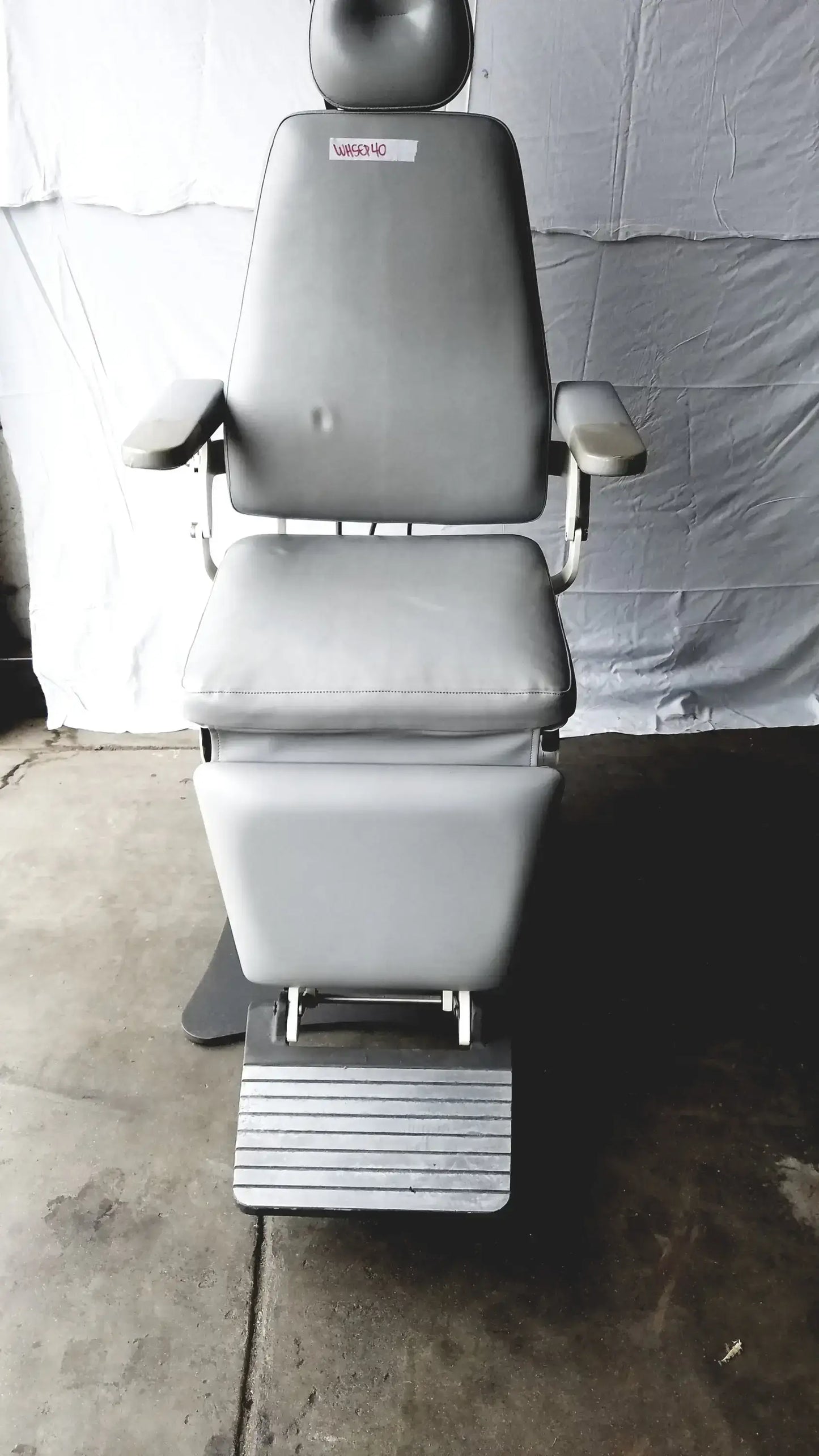 Magnetic TLT10-AX31A-016 Power Exam Chair 2x24-28VDC 2x5.5A Swiss Made