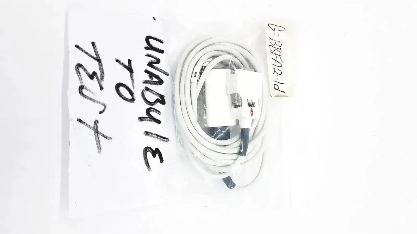 White coiled usb-c to lightning cable adapter with white connector and black tip for masimo ps-10153d device