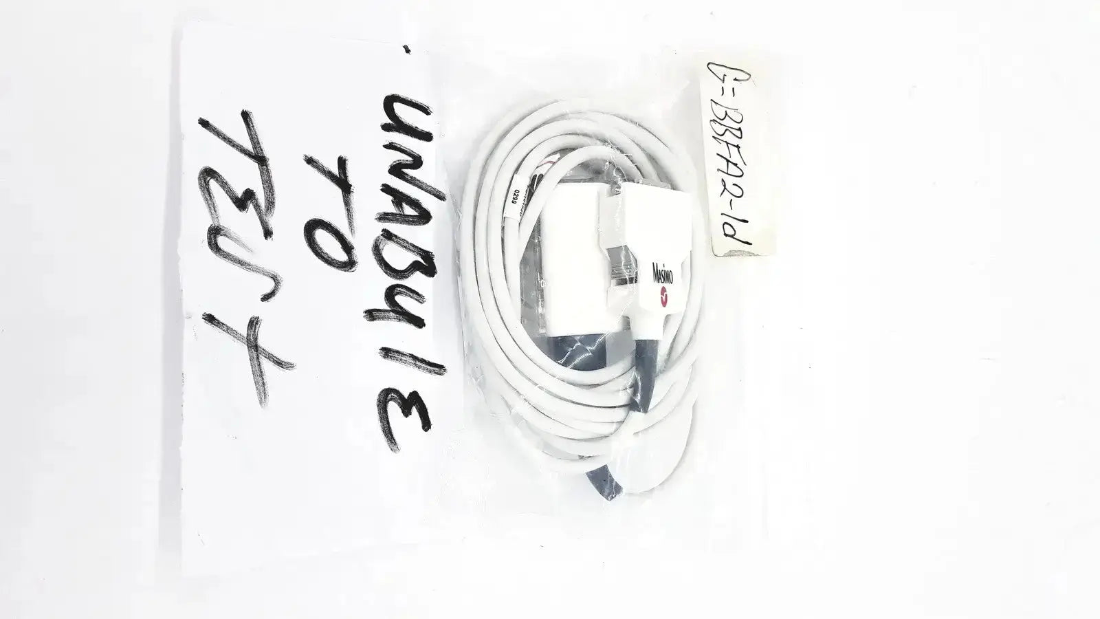 White coiled usb-c to lightning cable adapter with white connector and black tip for masimo ps-10153d device