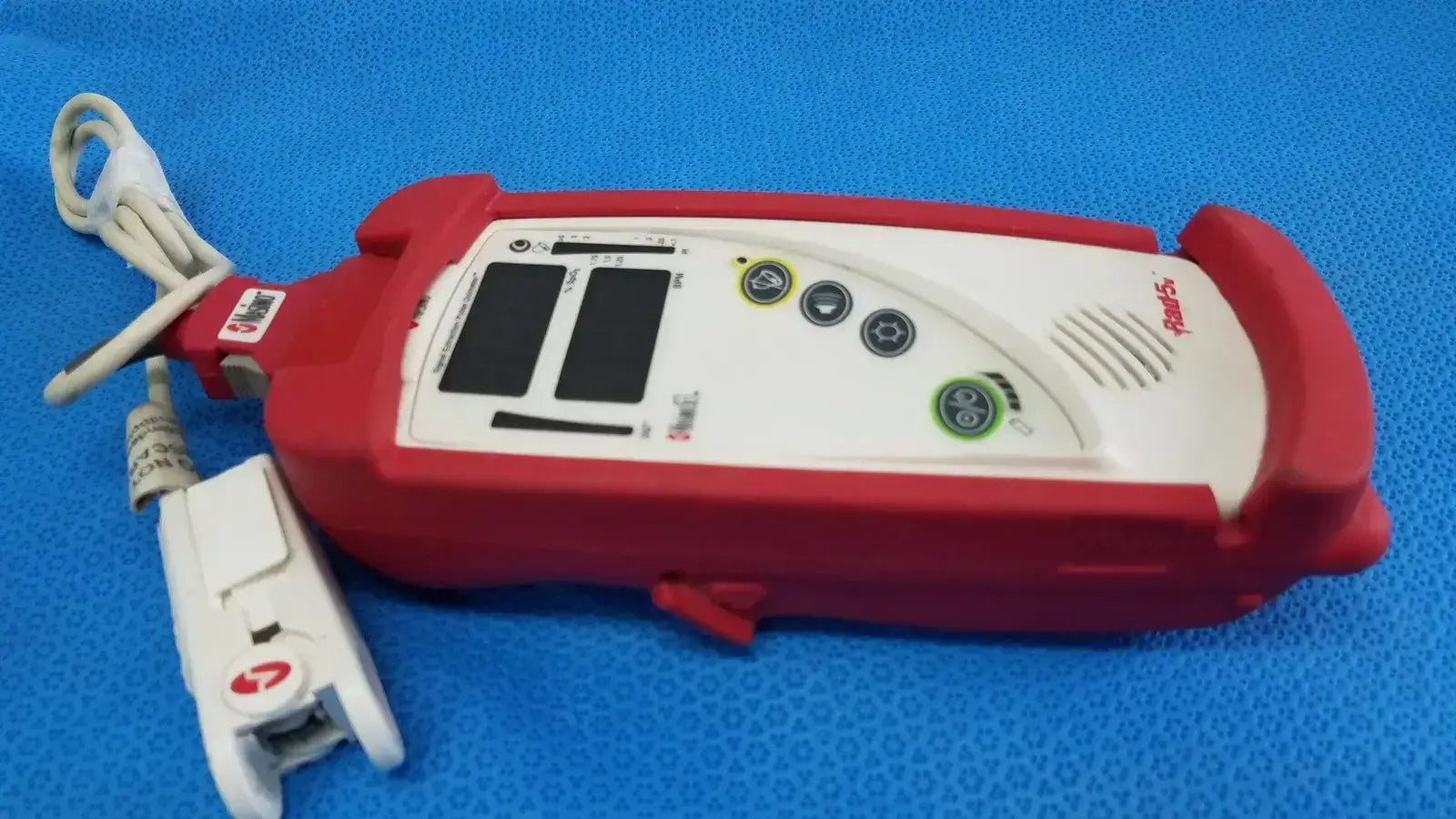 MASIMO Rad-5v Handheld Pulse Oximeter w/ Protective Boot & SpO2 Finger Sensor
