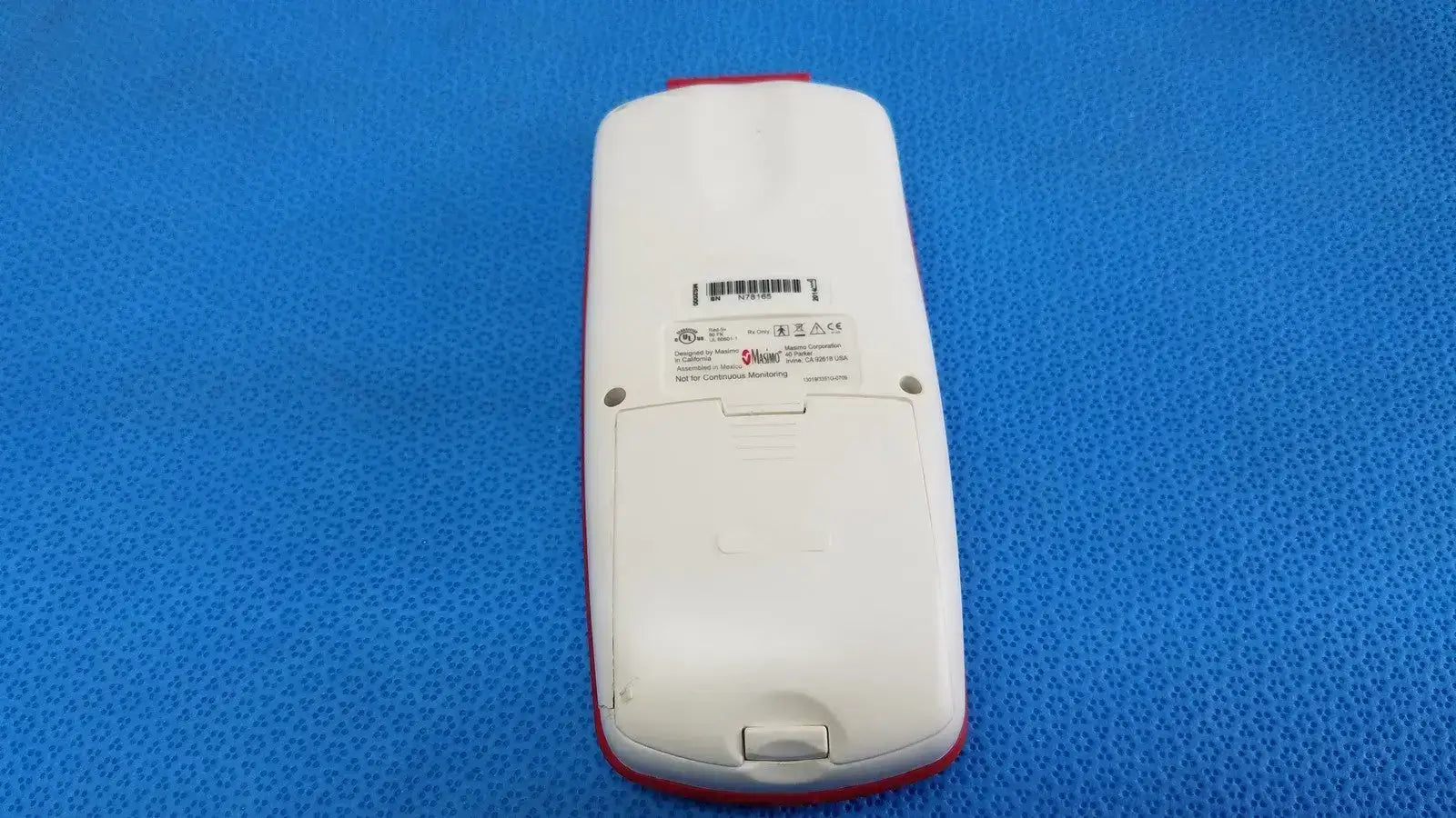 MASIMO Rad-5v Handheld Pulse Oximeter w/ Protective Boot & SpO2 Finger Sensor